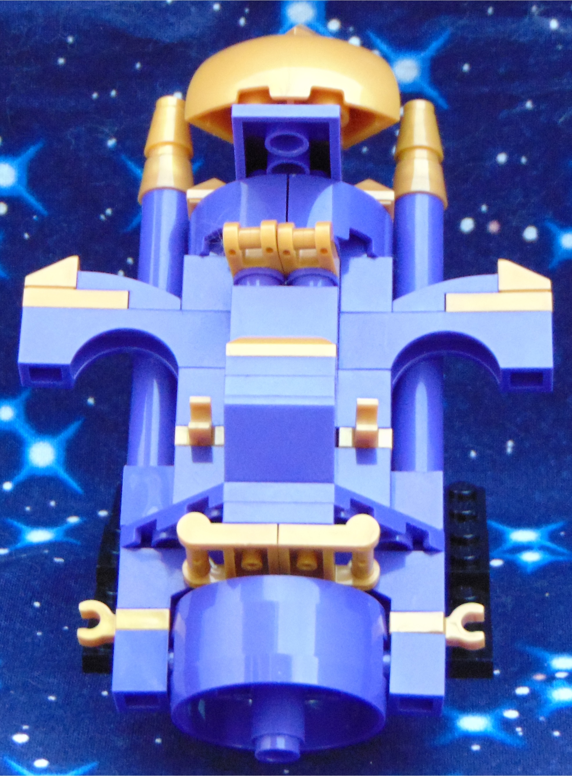 royale_cruiser__behind.jpg