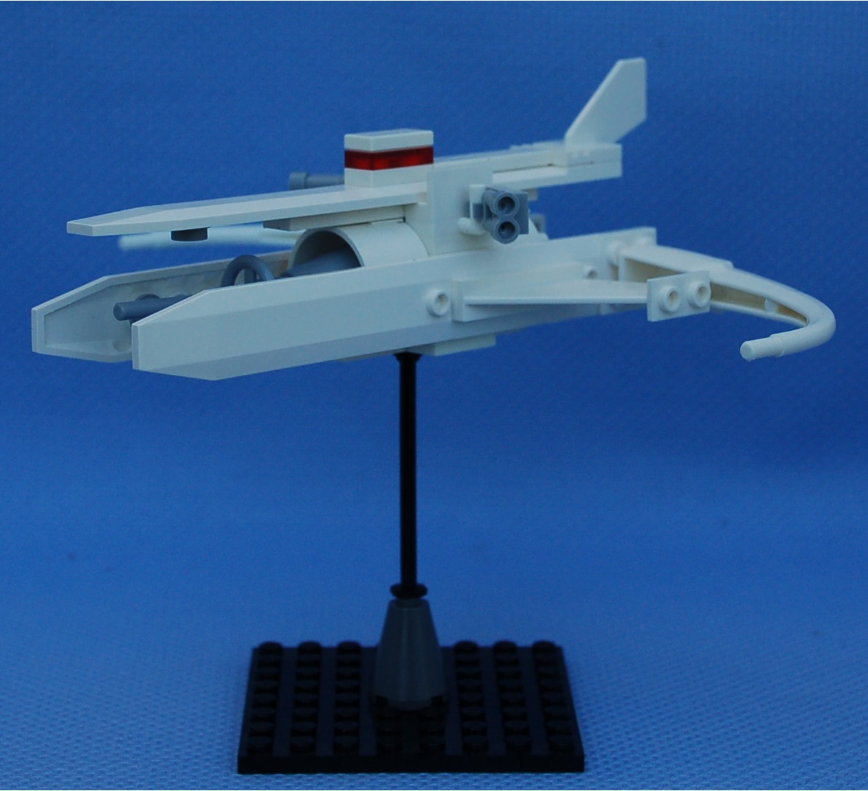 crescent_cruiser__angle.jpg