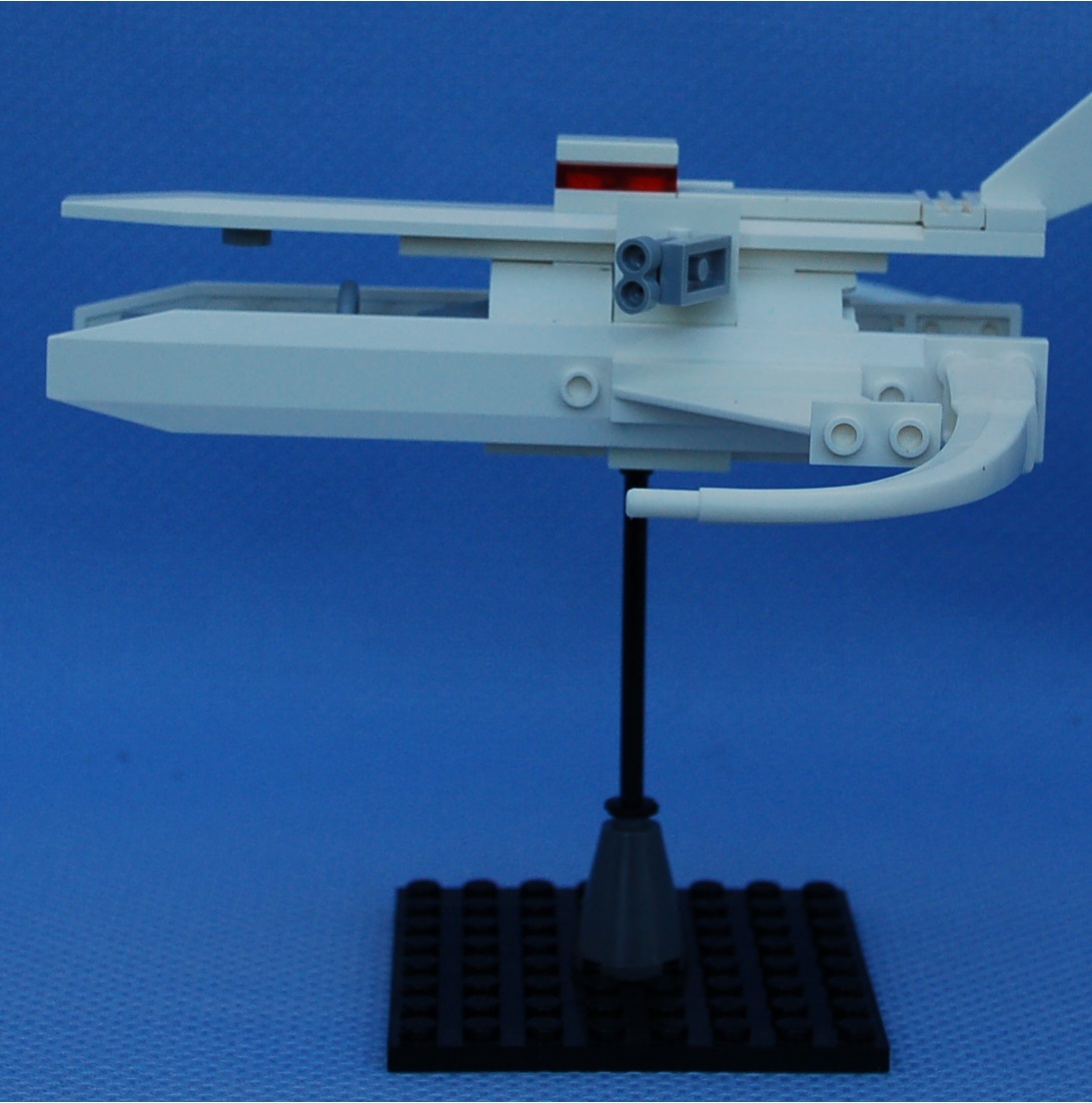 crescent_cruiser__side.jpg