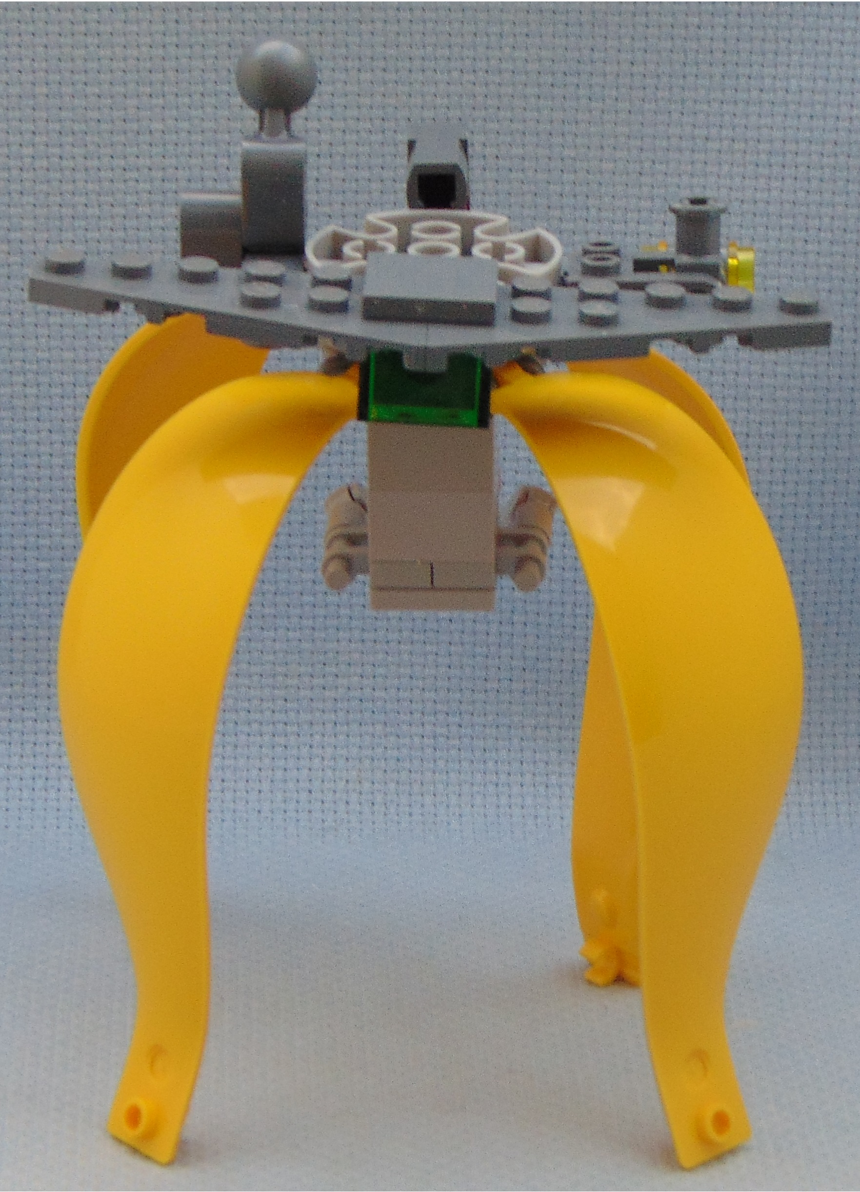 balloon_bot_soldier__rear.jpg