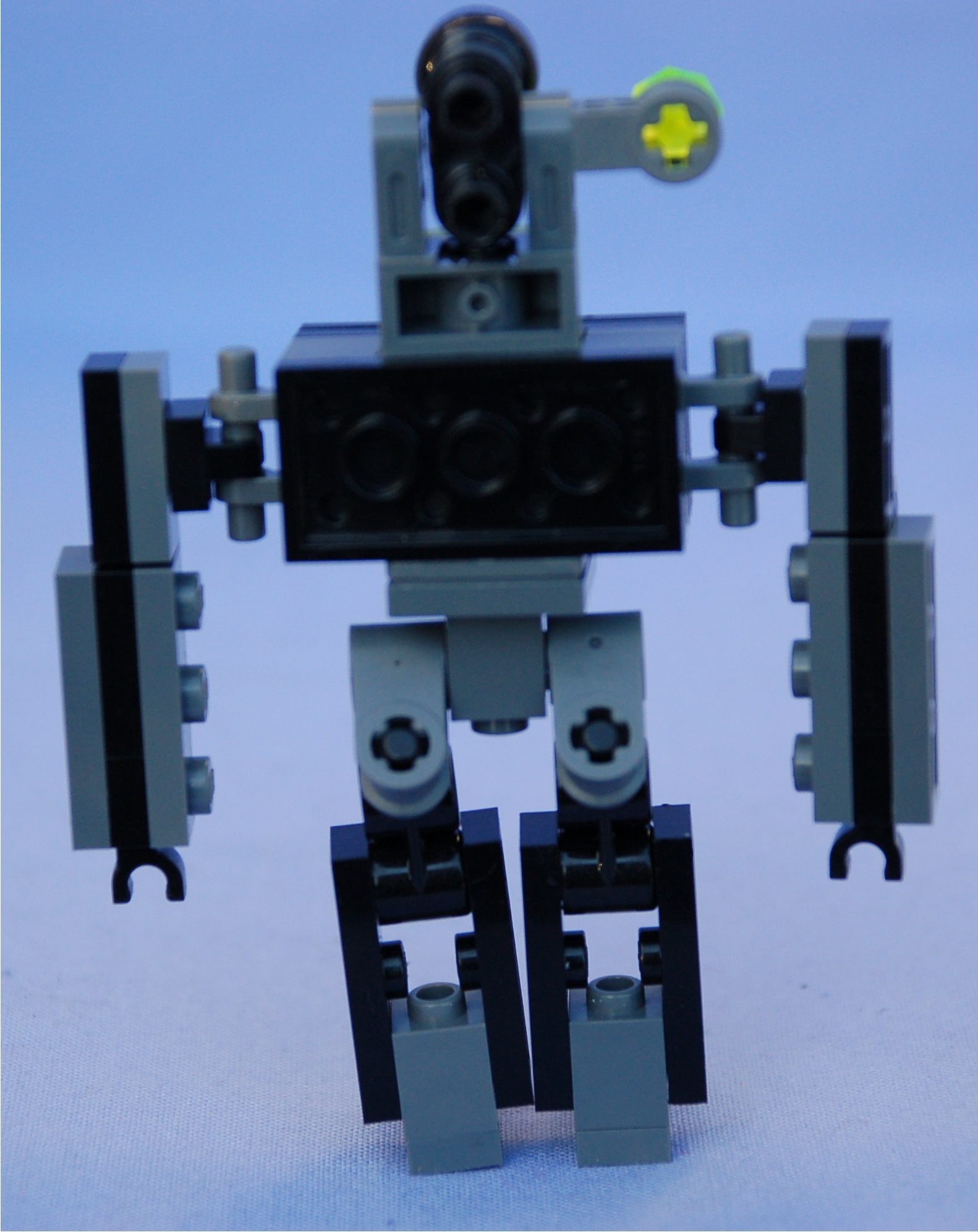 block_chest_-_gunhed__rear.jpg