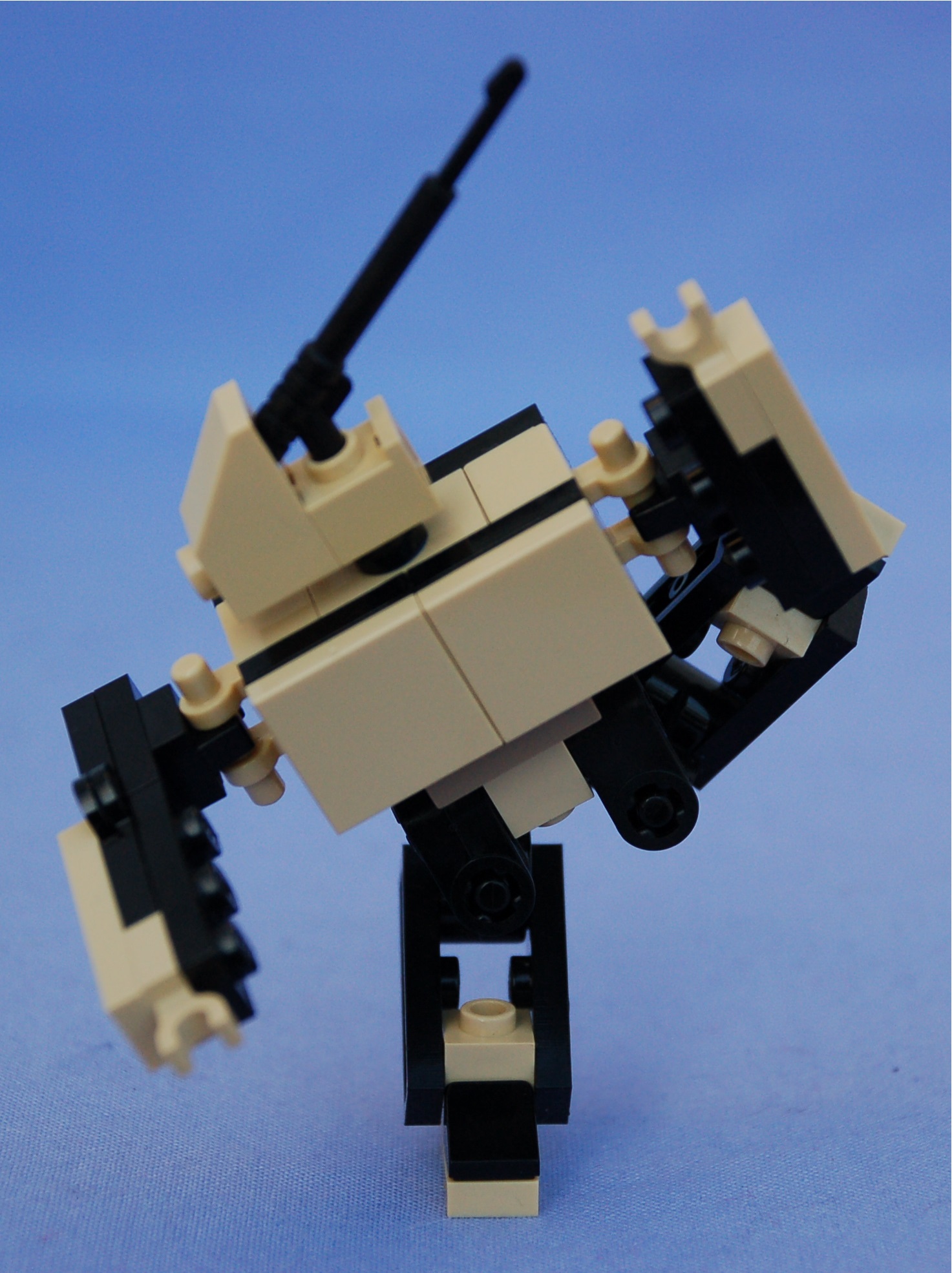 block_chest_frame__tan__high_kick.jpg