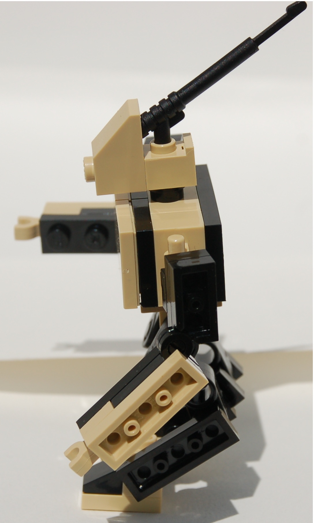 block_chest_frame__tan__side_1.jpg