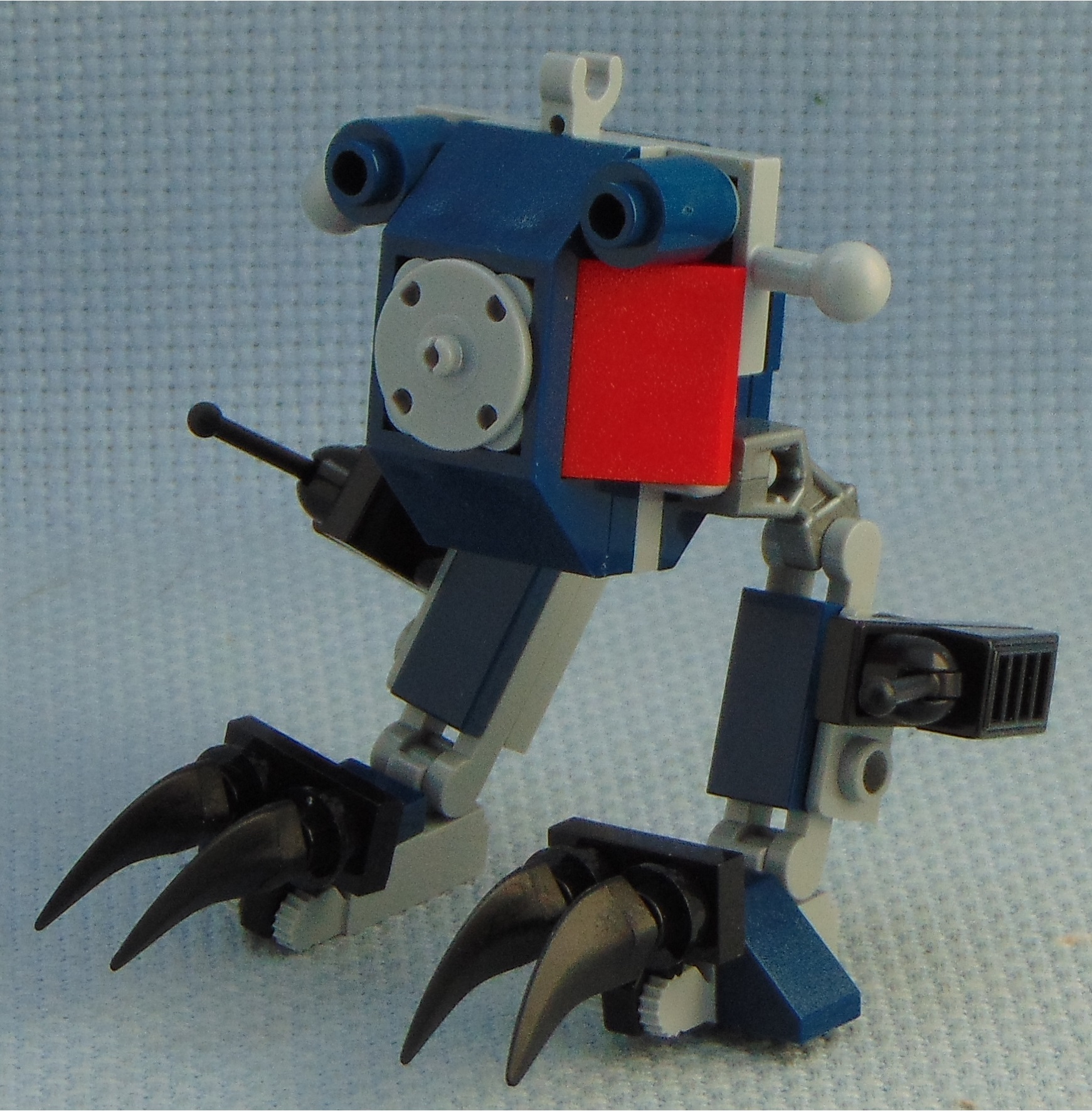 dark_blue_brawler__angle.jpg
