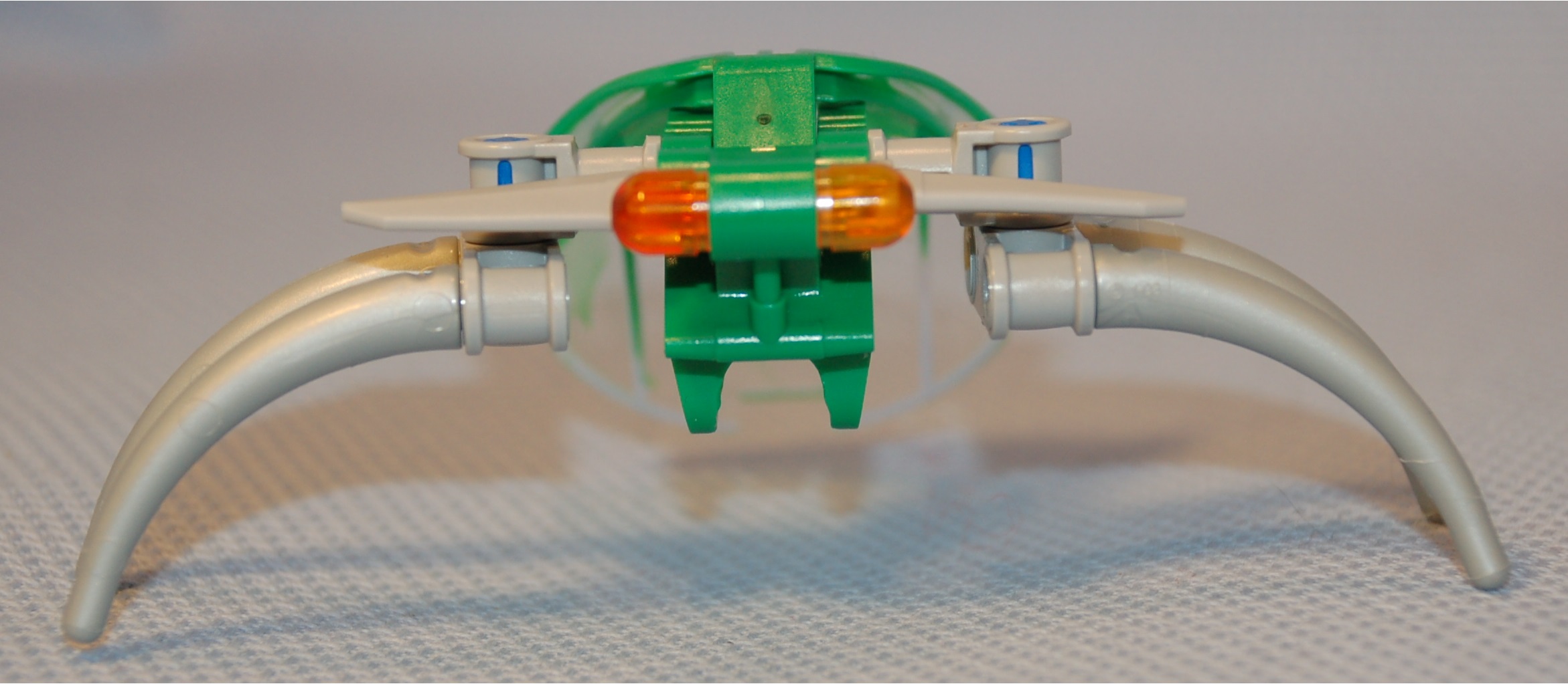 green_mecha_cicada__front.jpg