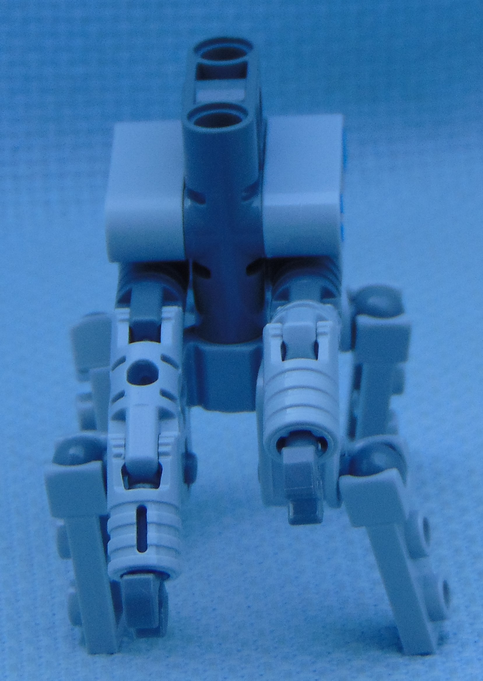 large_construct-o-bot__front.jpg