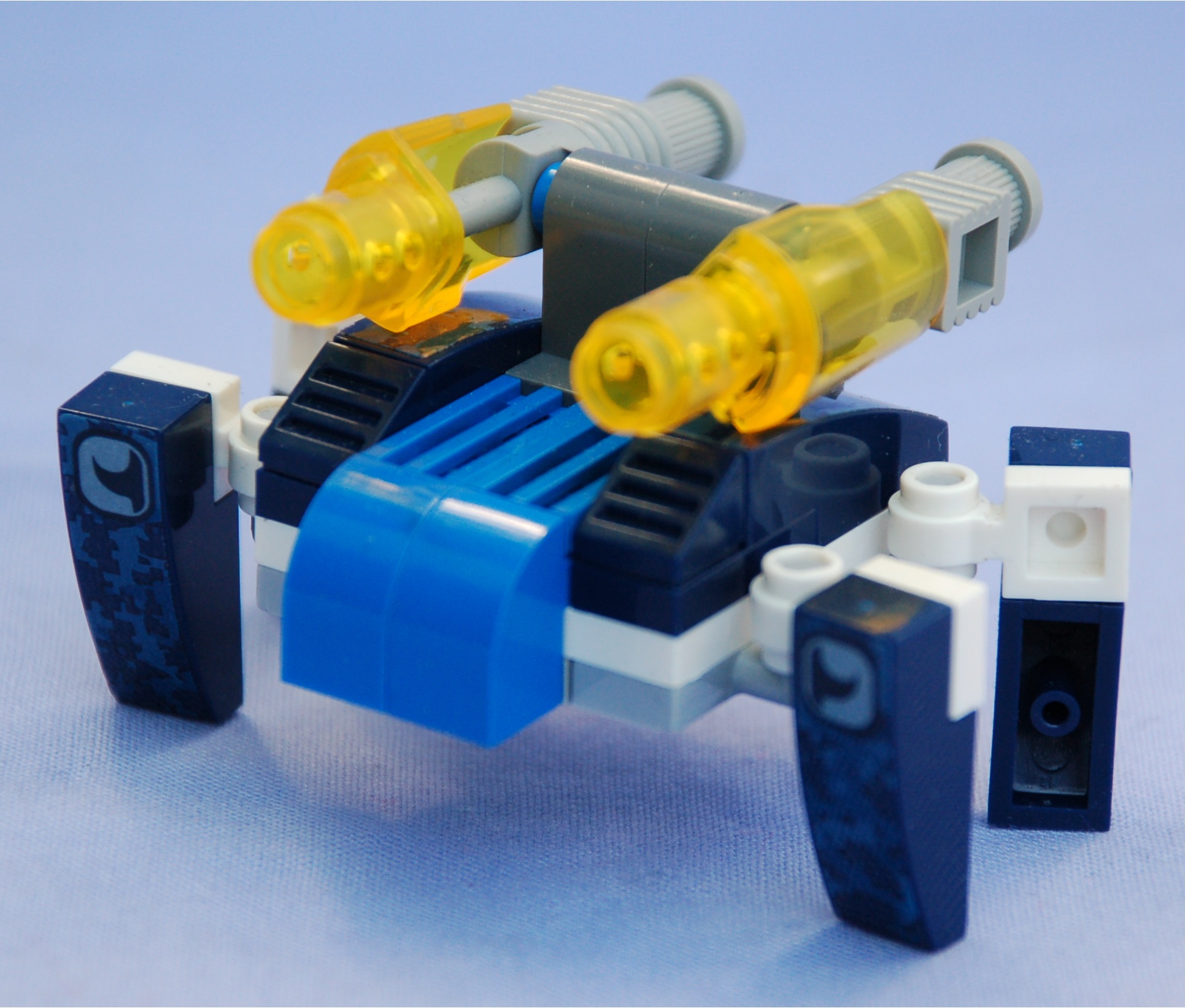 kre-o_crab_mecha__angle.jpg