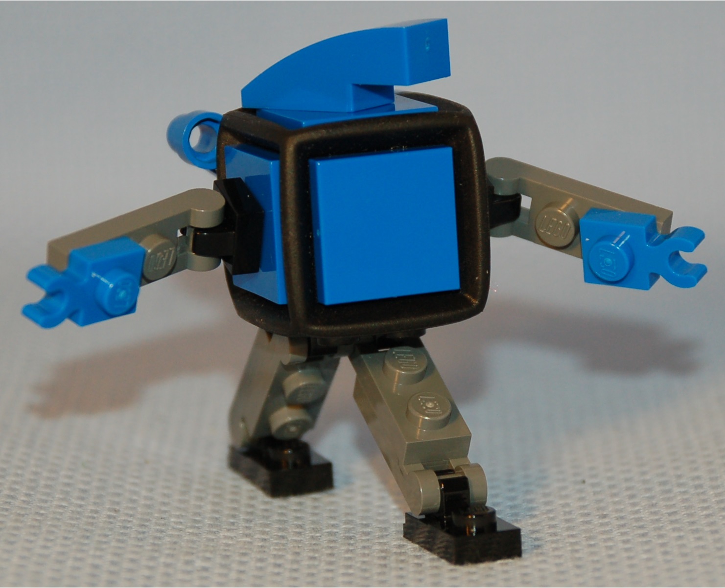 blue_max__angle.jpg