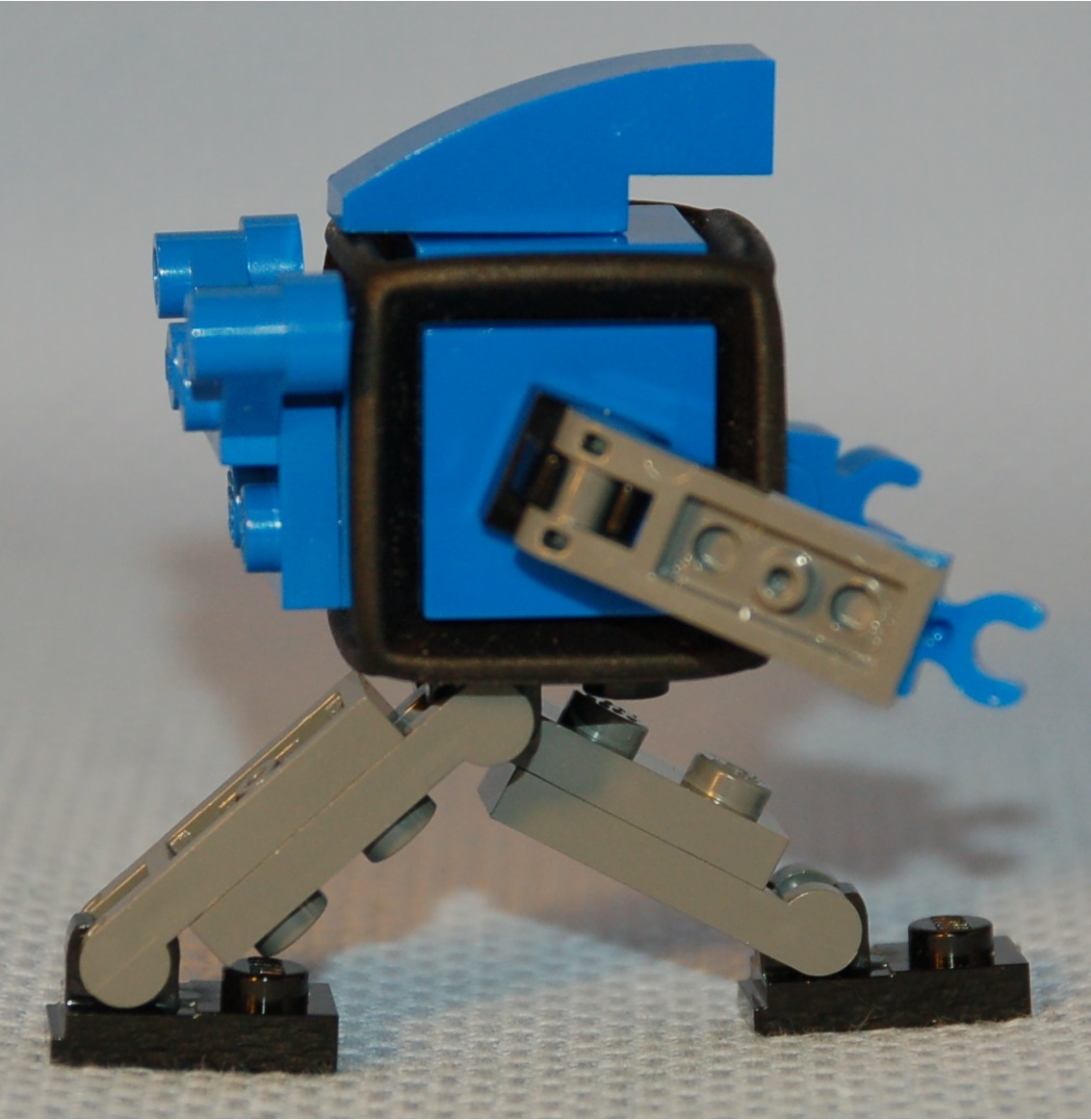 blue_max__side.jpg