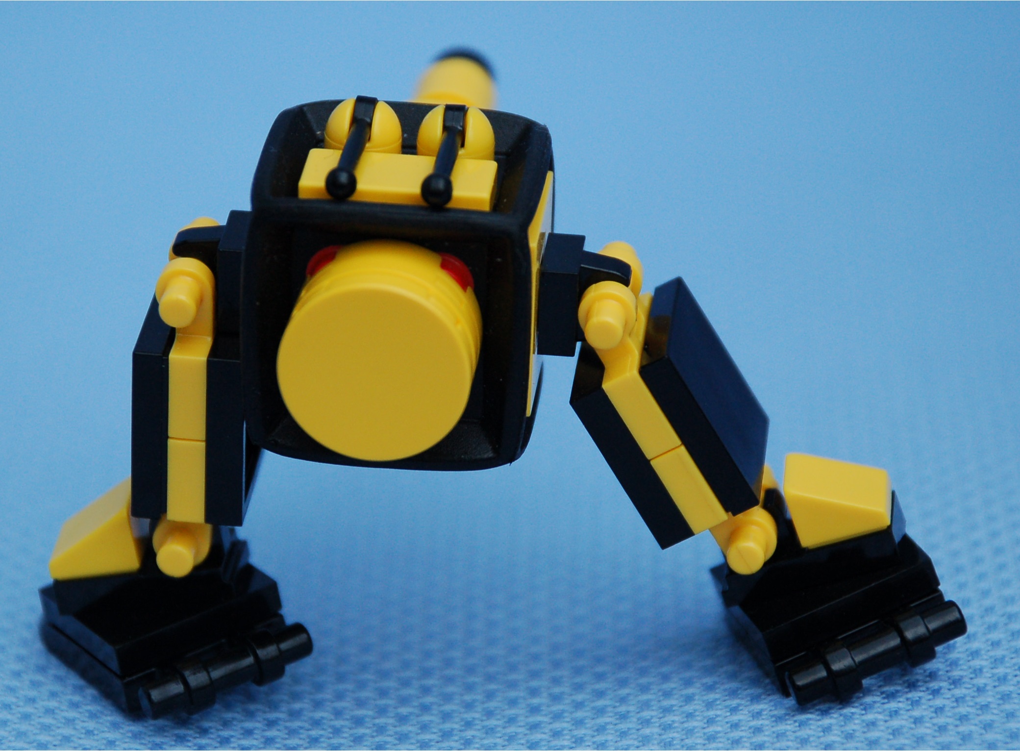 yellow_sniper__rear.jpg