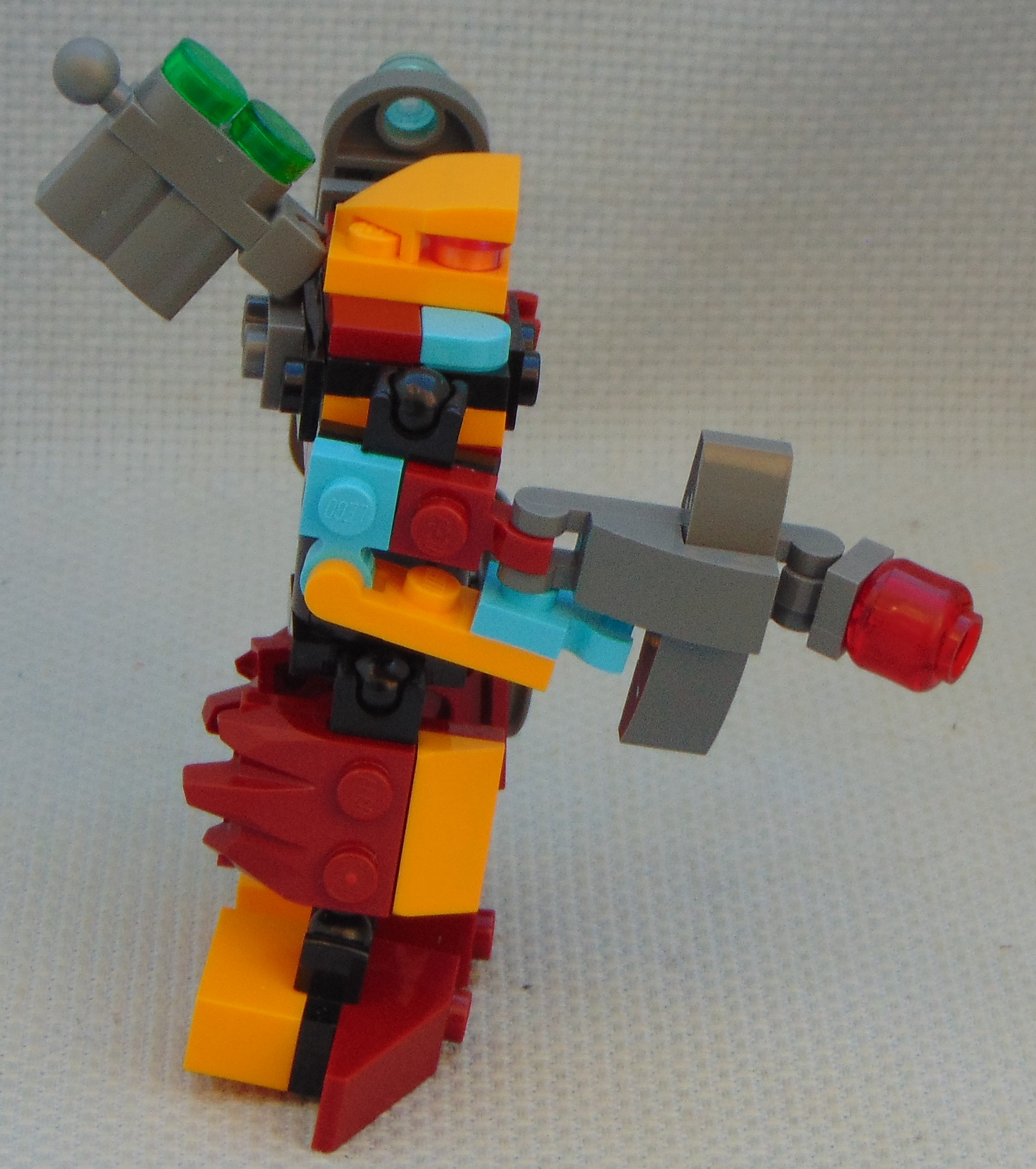 dr._blobs_minion_soldier__right.jpg