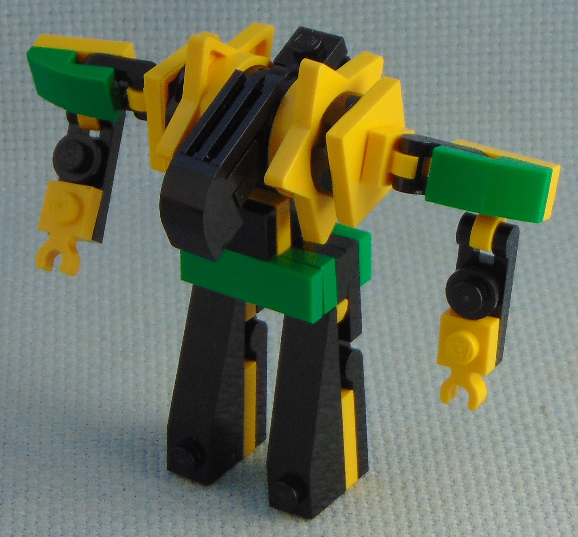 egg_walker_17__angle.jpg