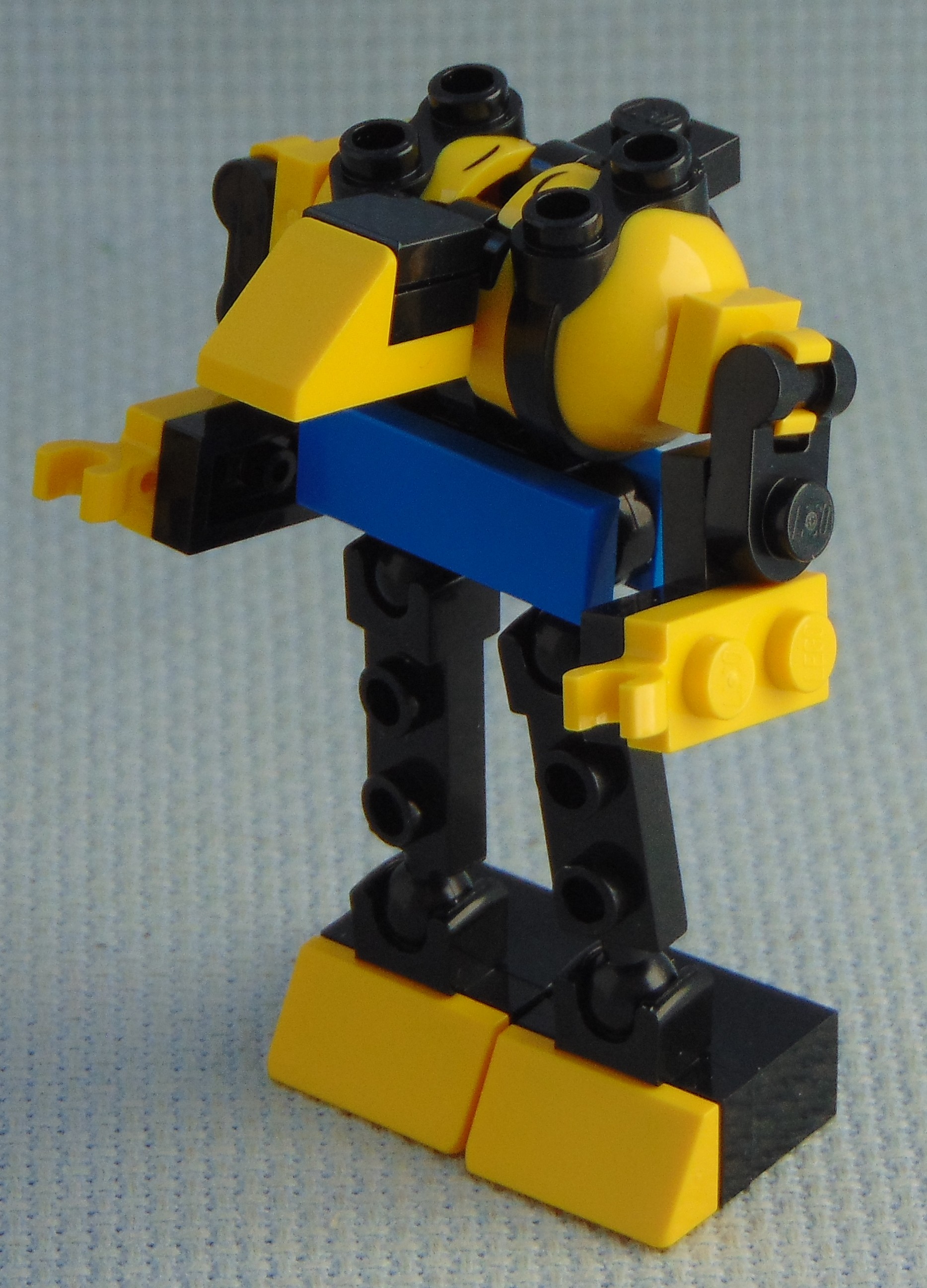egg_walker_16b__angle.jpg