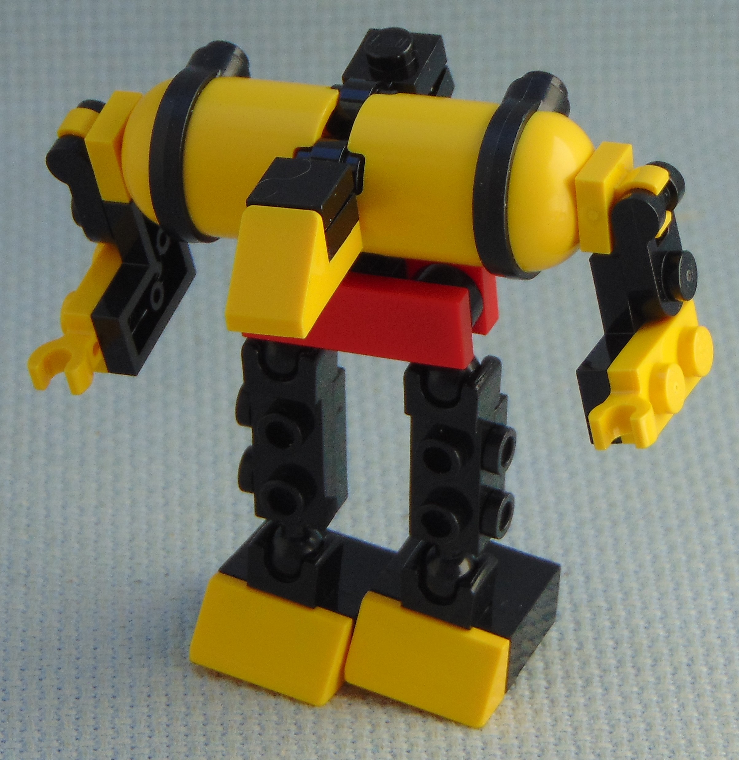 egg_walker_16c__angle.jpg