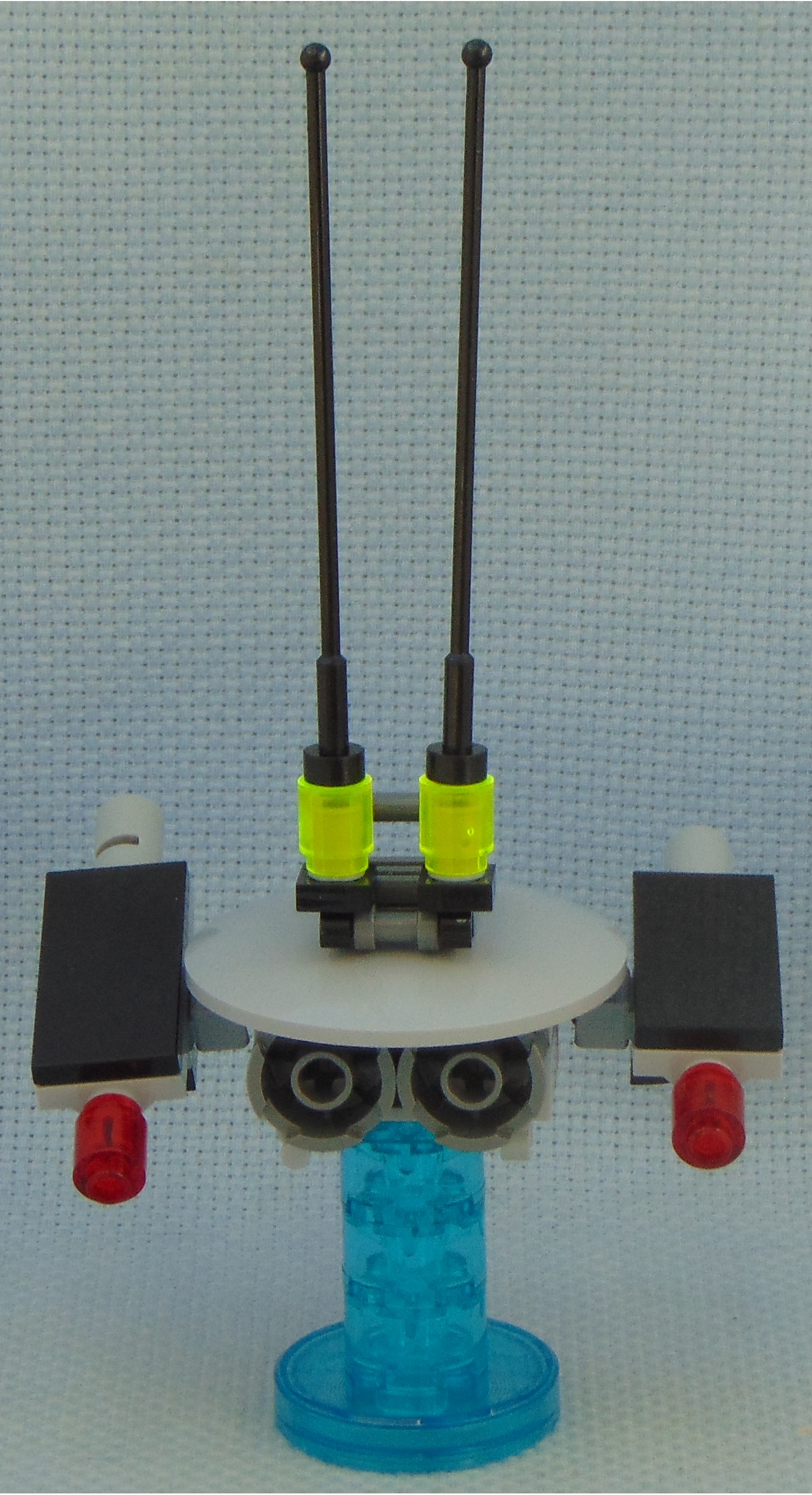 flying_saucer_rbf__rear.jpg