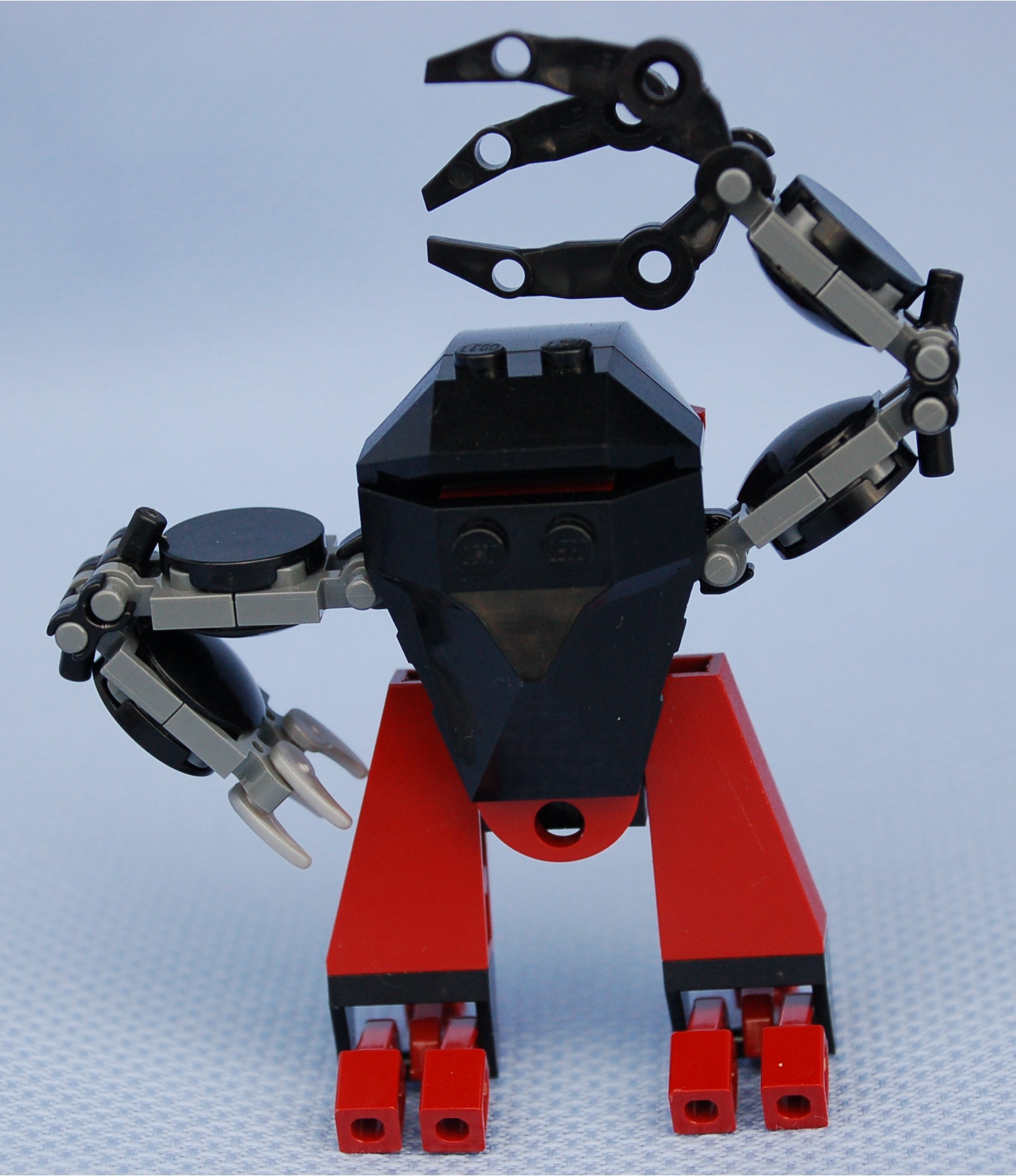 gh-1__arms_akimbo.jpg