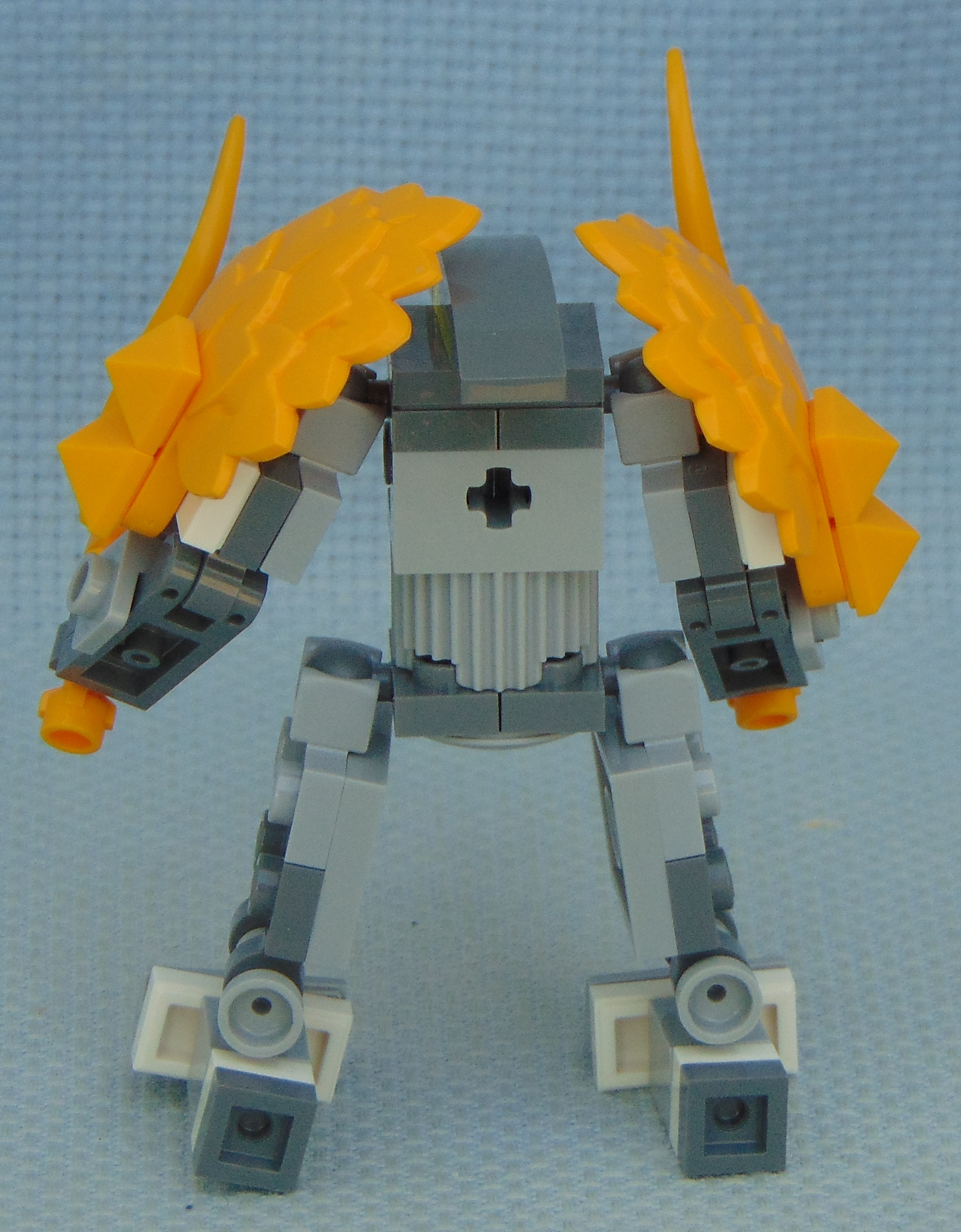 brilo_generic_brawler__rear.jpg