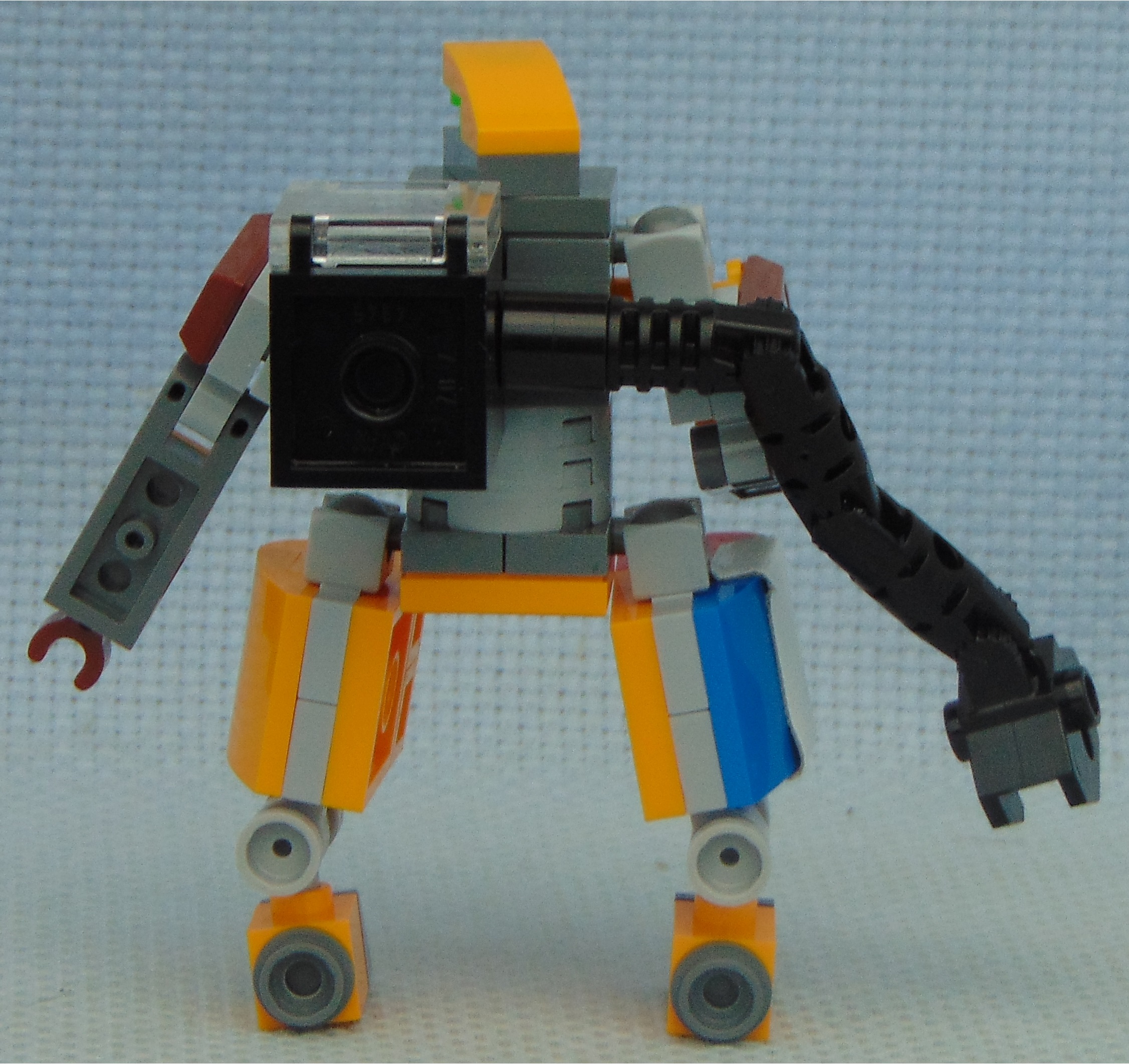 generic_farmer_planter__rear.jpg
