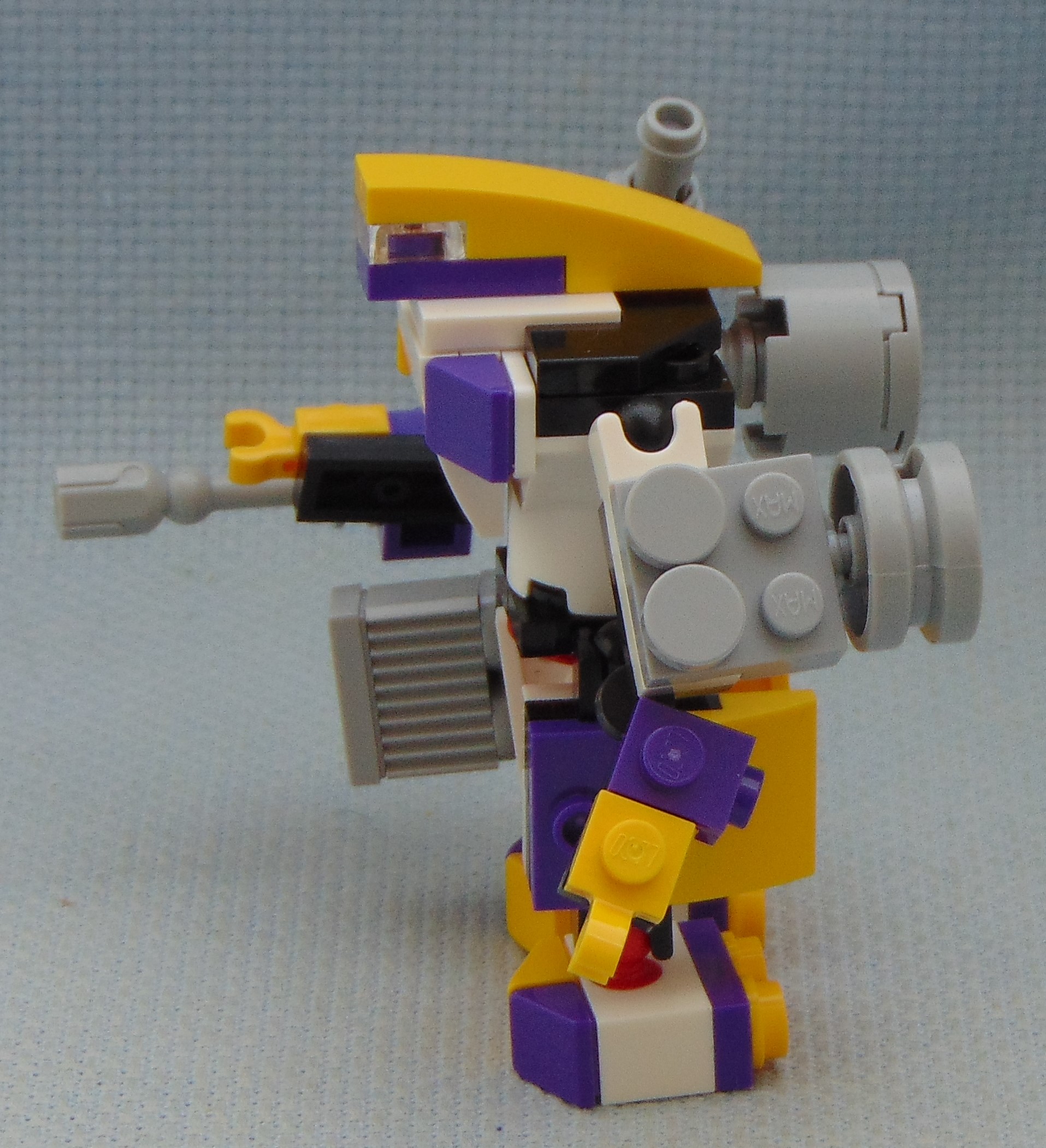 nonbinary_generic_soldier__left.jpg