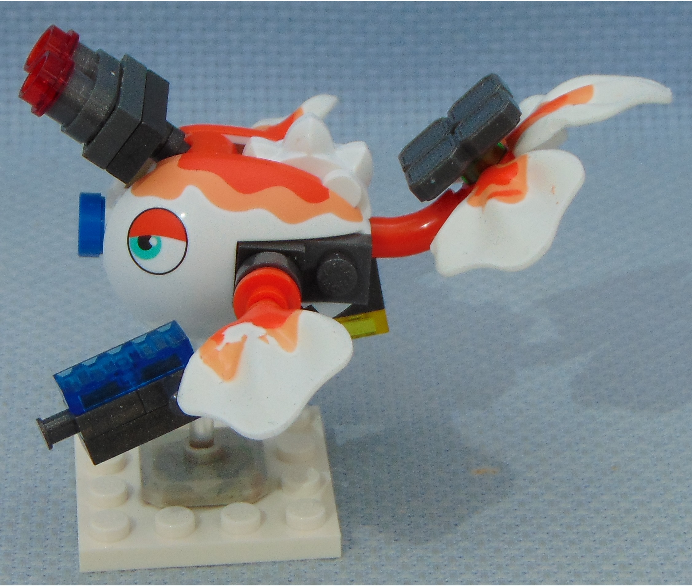 goldfish_soldier__left.jpg