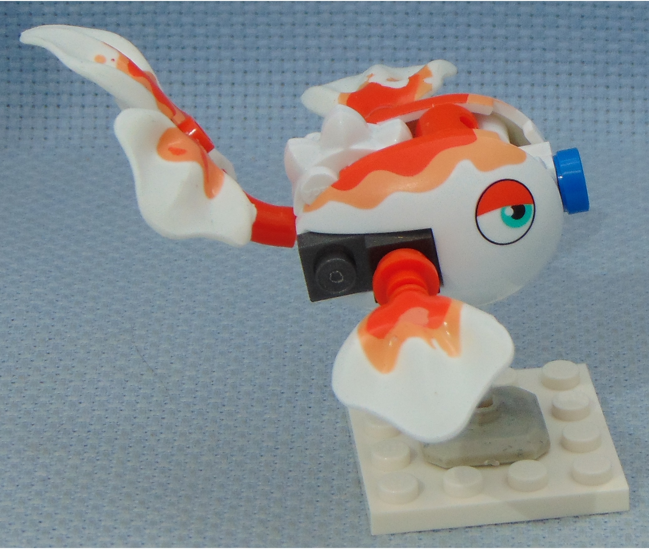 goldfish__side.jpg