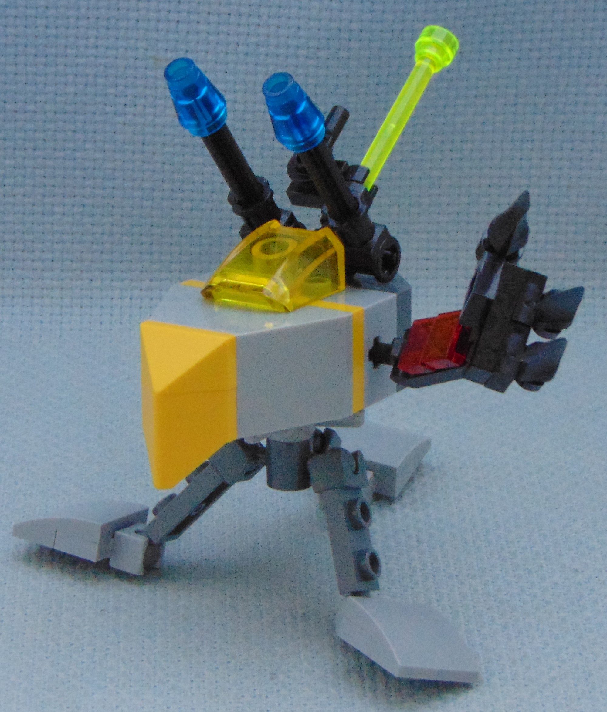 gyrfalcon_armored_swarmer__angle.jpg