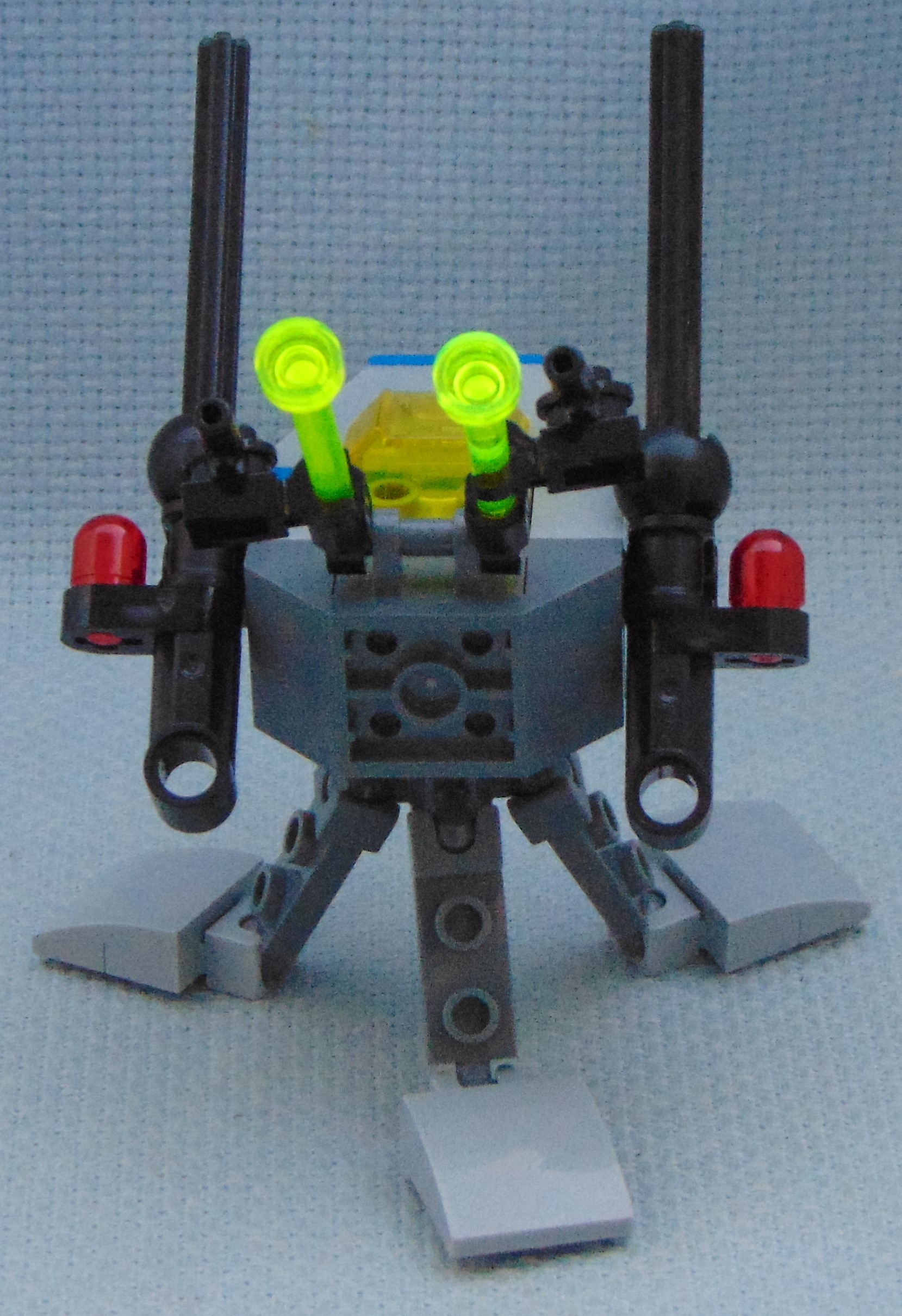 gyrfalcon_rbf__rear.jpg