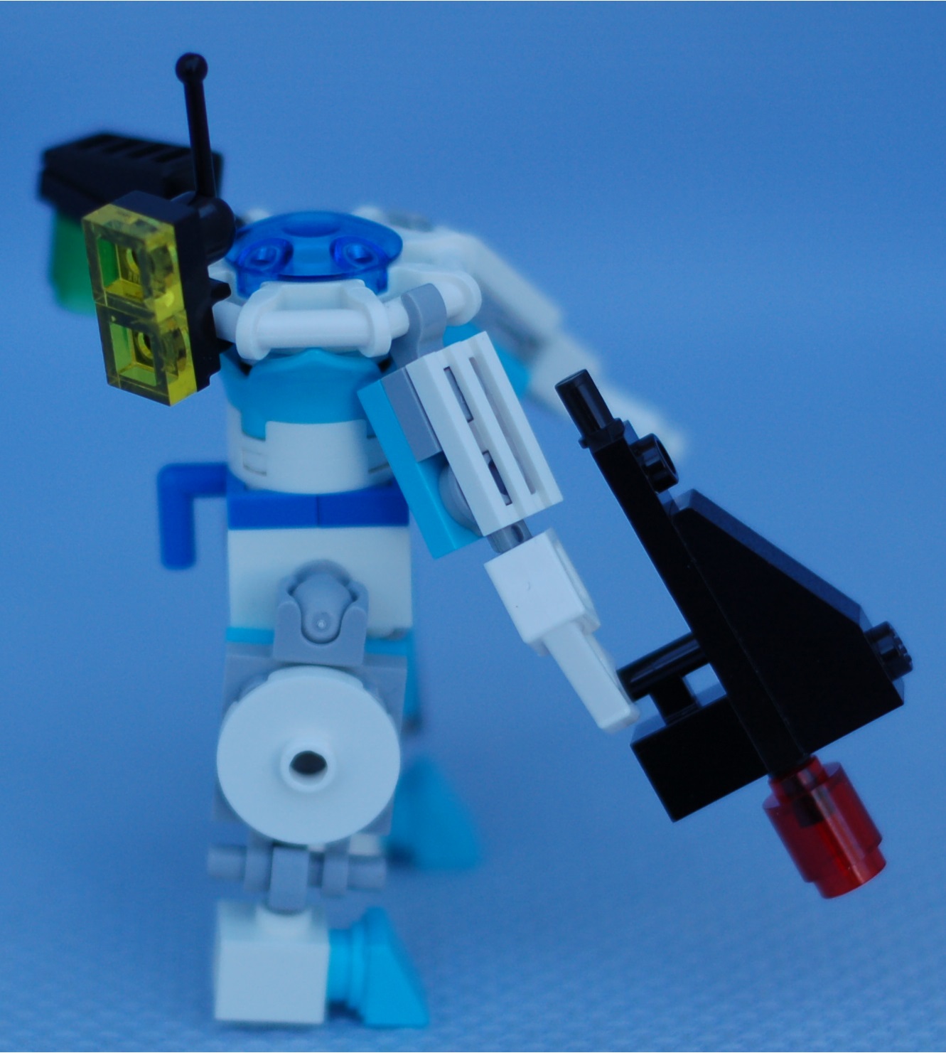 helios_soldier__right.jpg