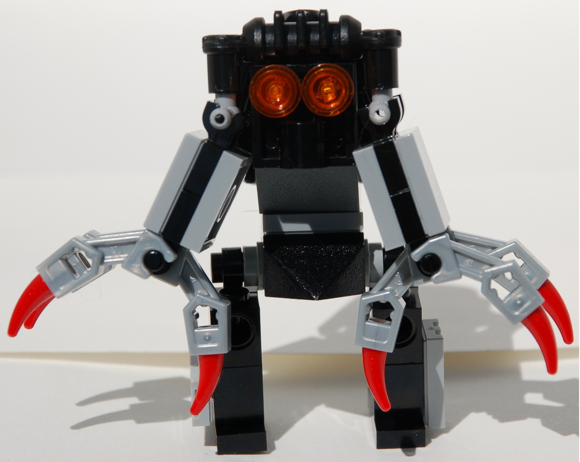 hunchback_mecha_2__front.jpg