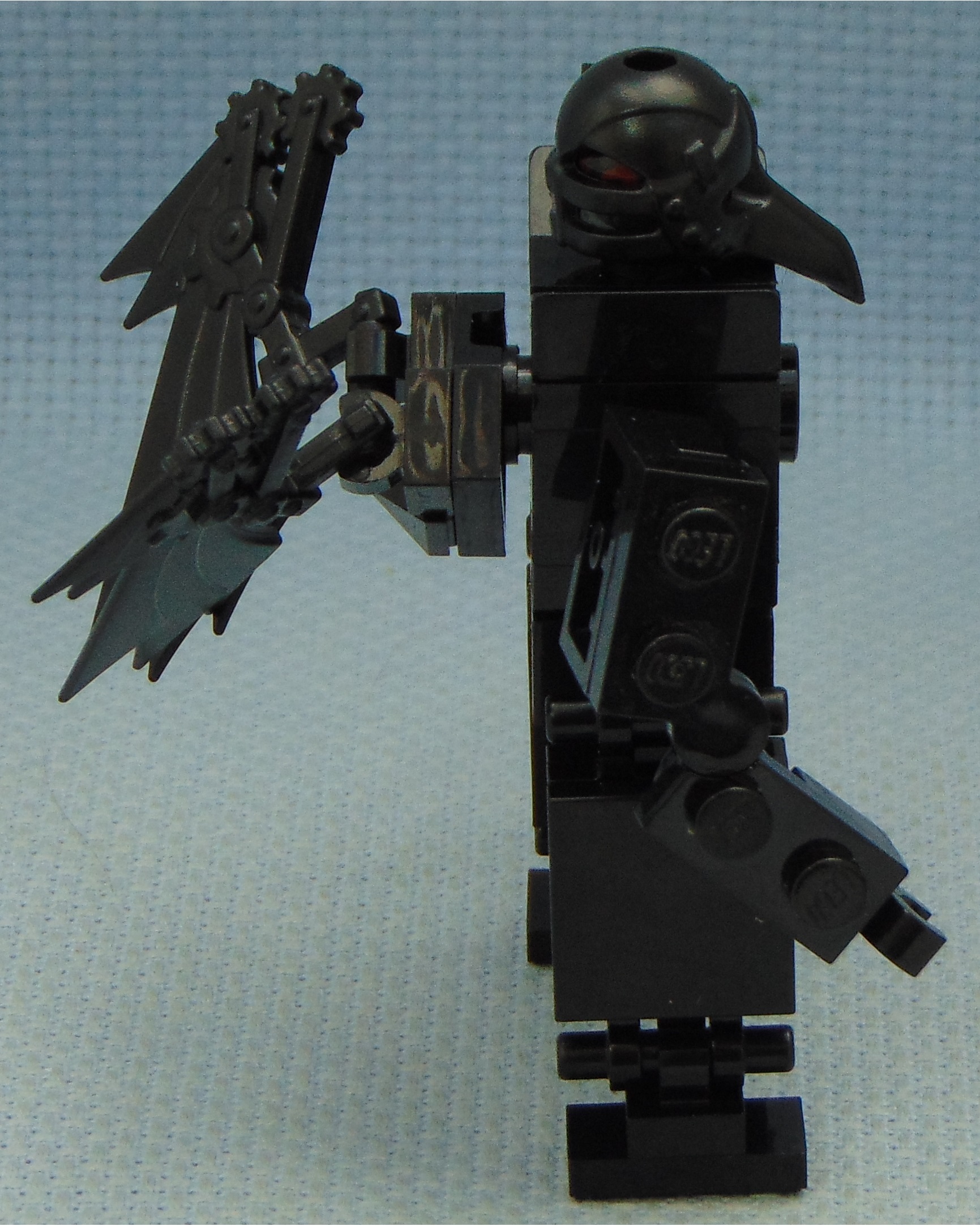 plague_doctor_justifier__side.jpg
