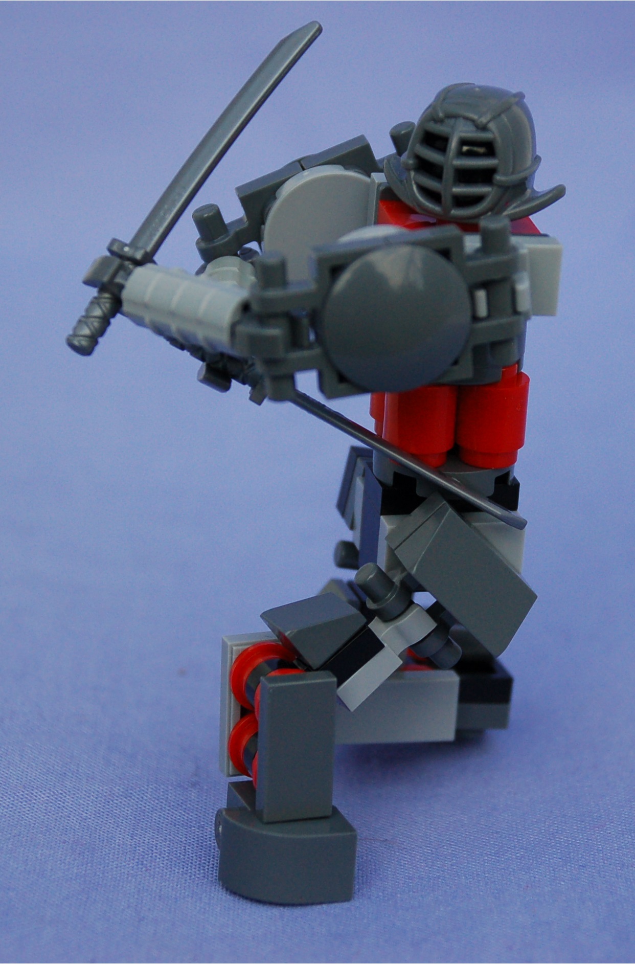 kendoka__double_swords_kneeling.jpg