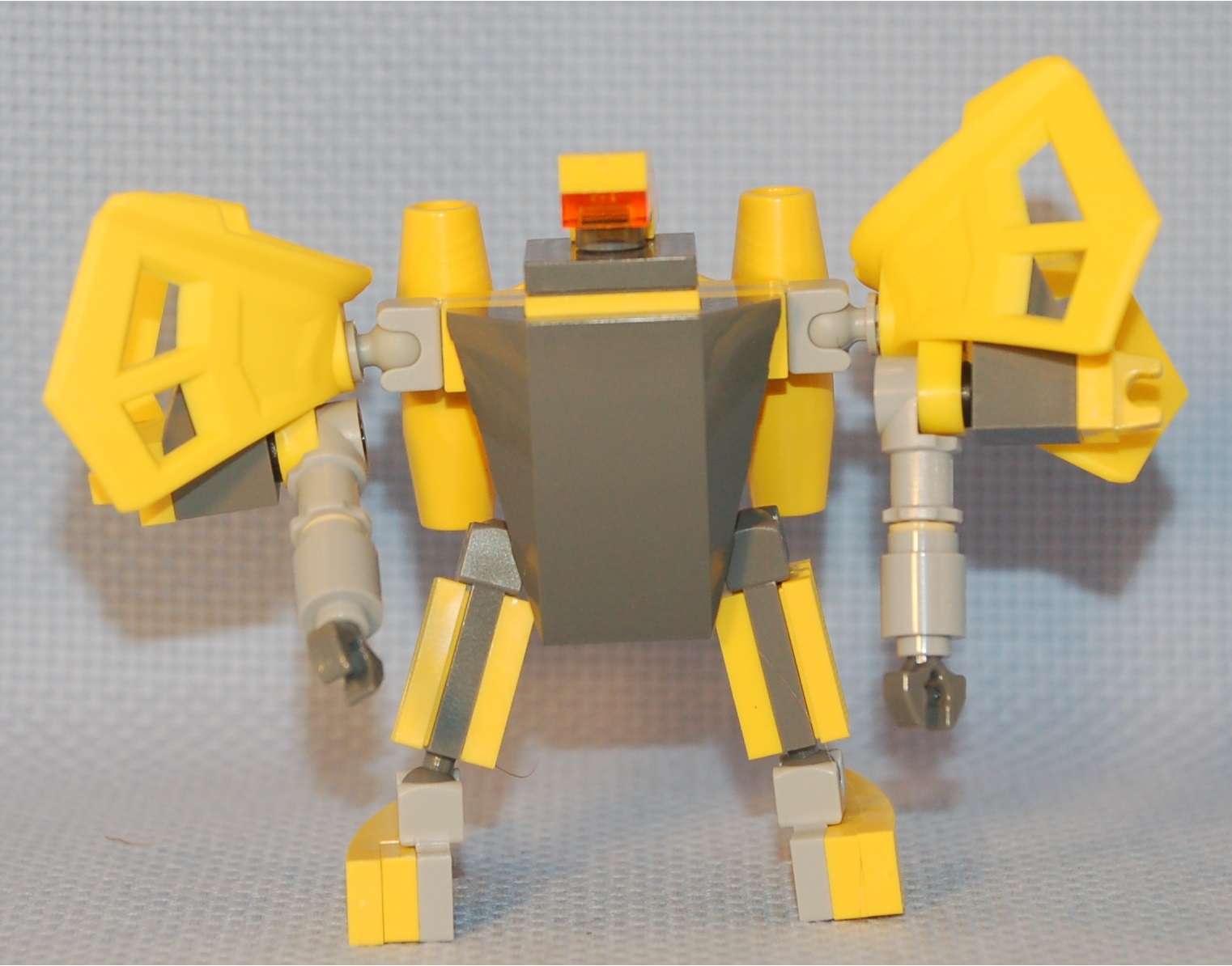 yellow_knight__front.jpg