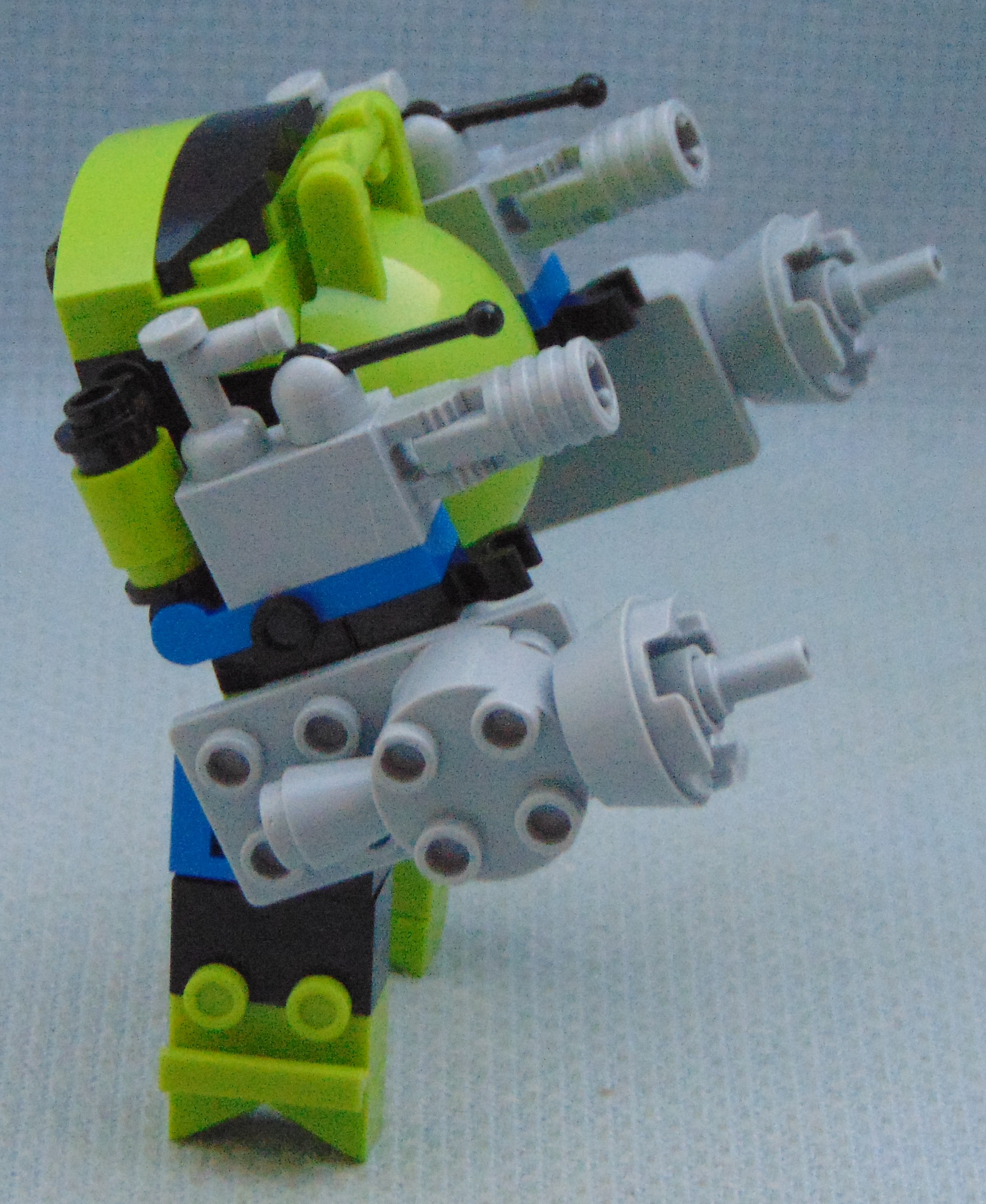 LZ_Pod_RbF__side.JPG