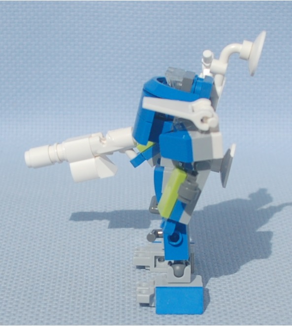 blue_max_soldier__left.jpg