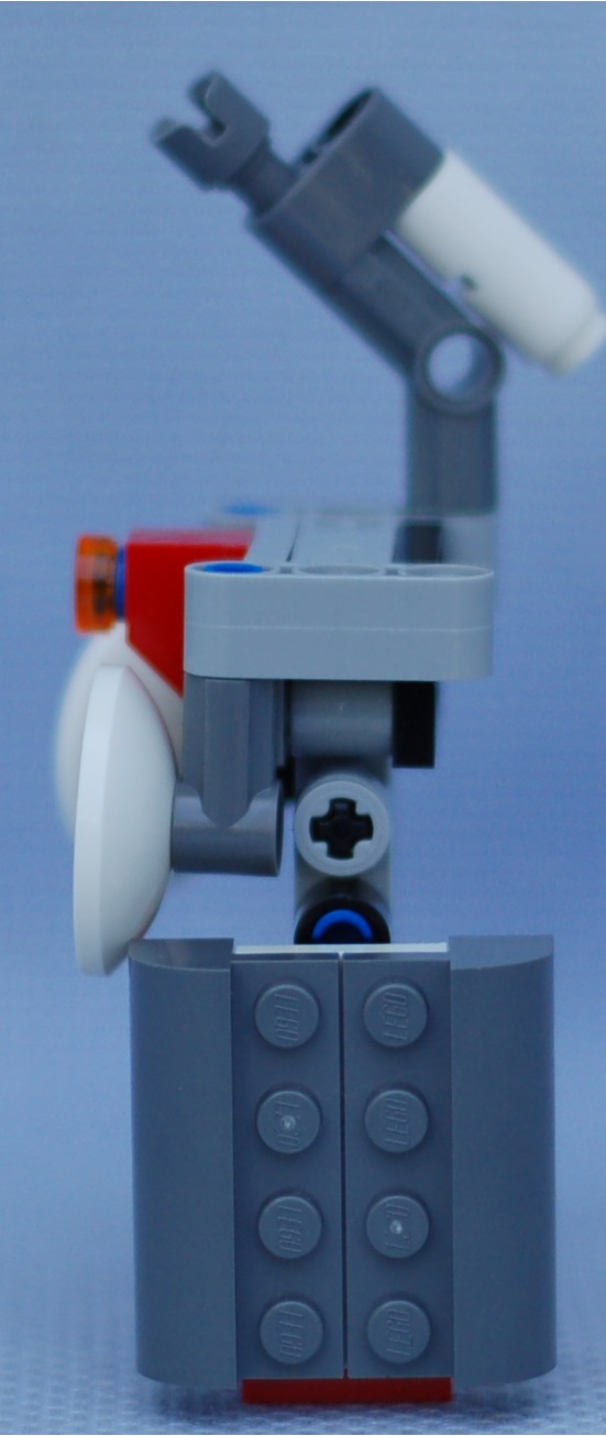 mechabrick_delegator__left.jpg