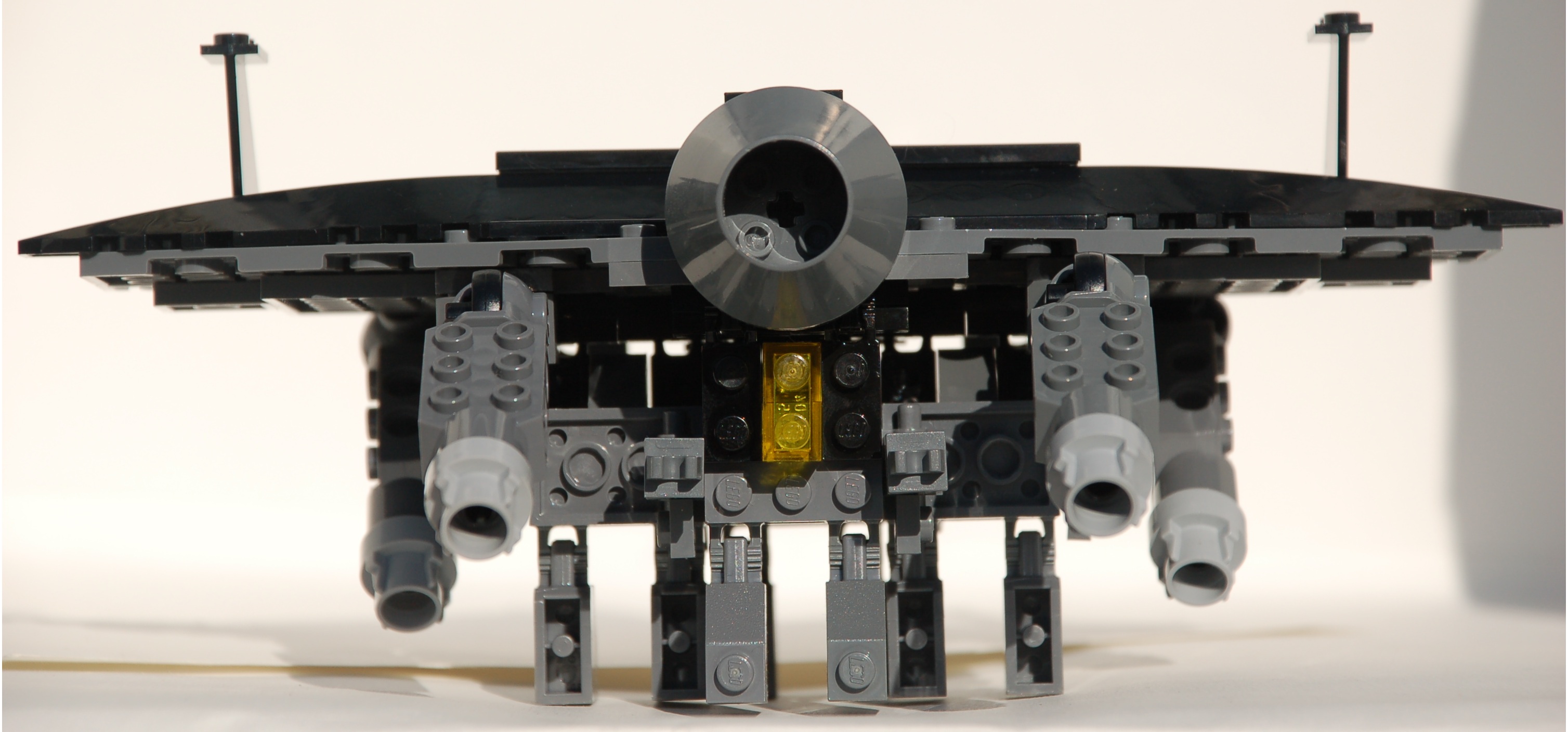 mecha_transport__low_rear.jpg