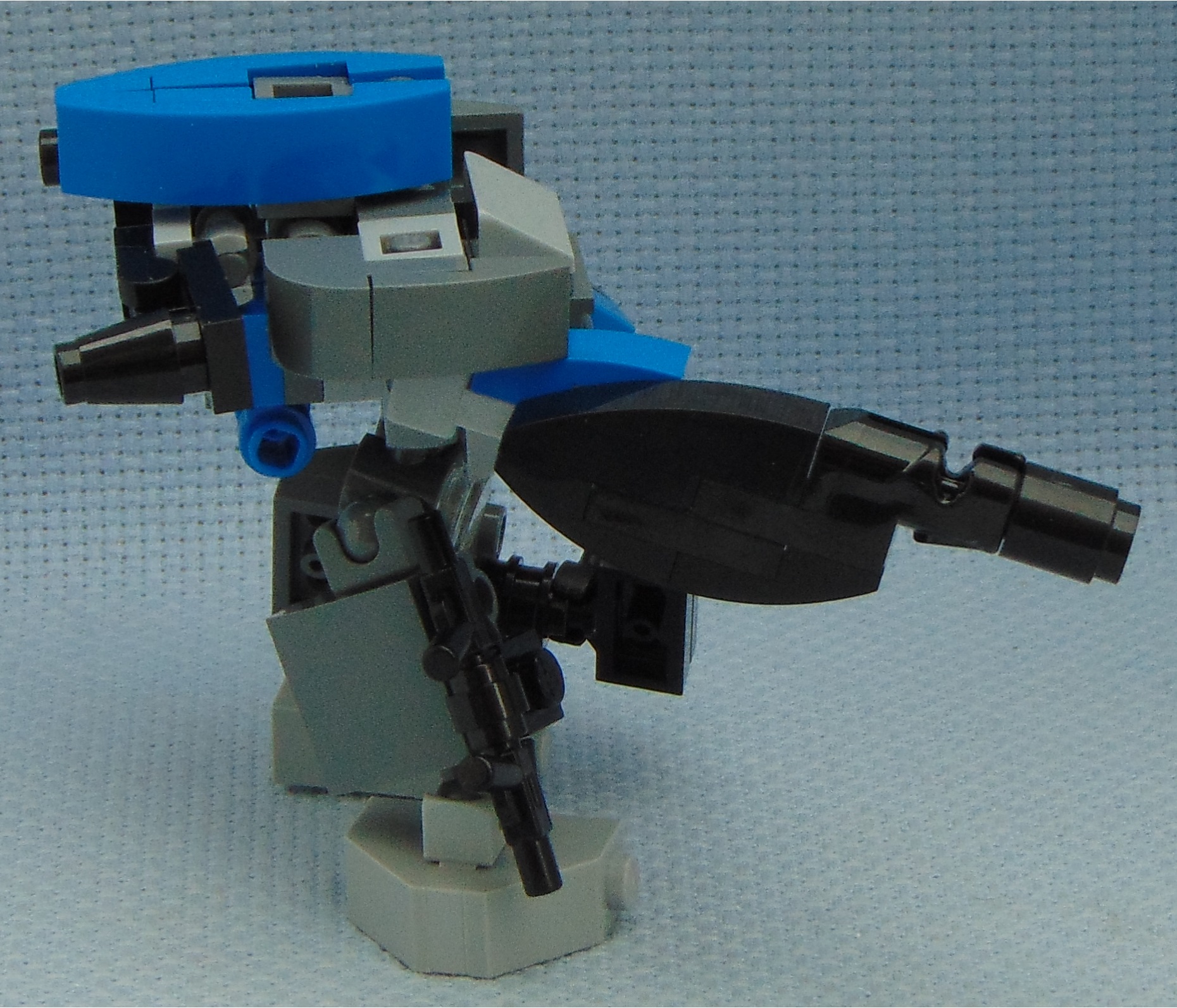 protector_soldier__right.jpg