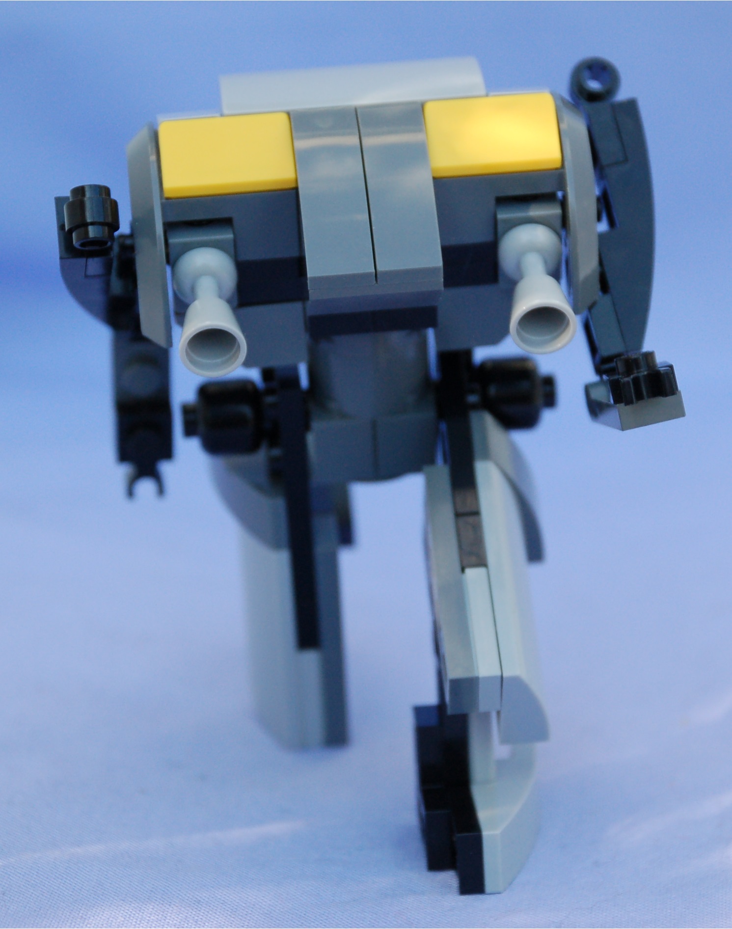 scarecrow__kneeling_front.jpg