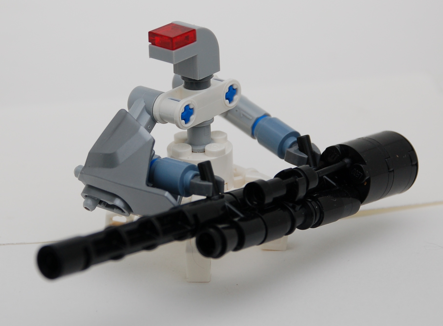 strongarms_frame_with_hac.jpg