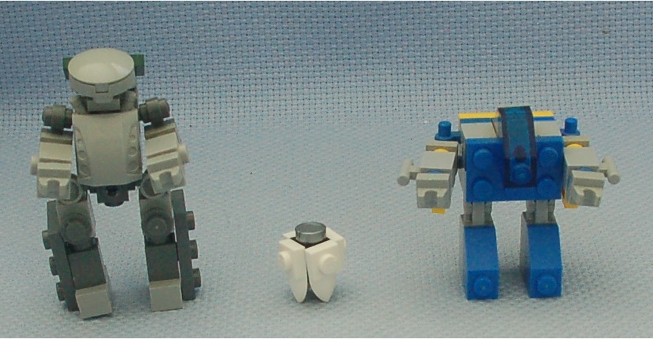 chub__microfig__and_classic.jpg