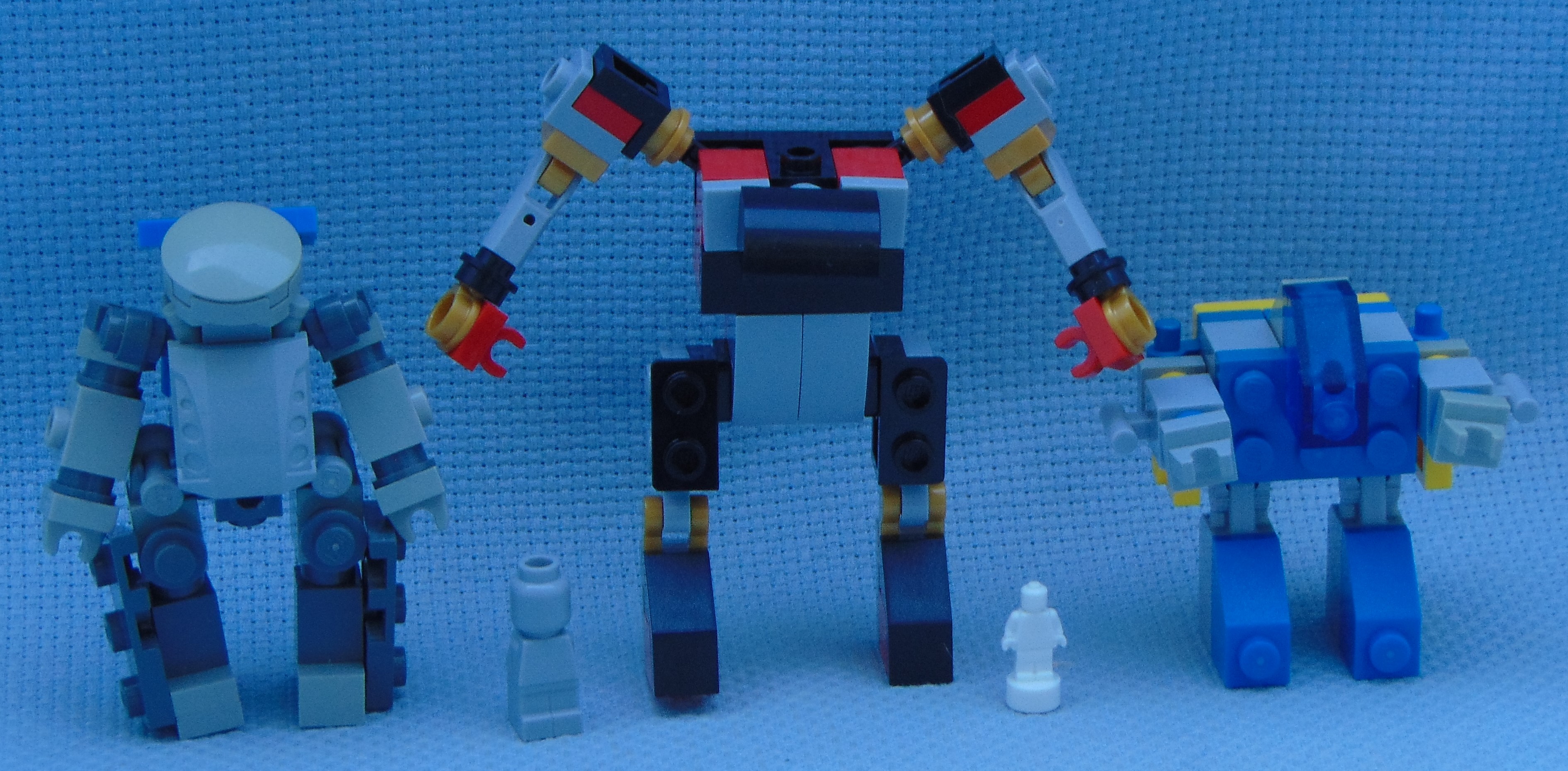chub__microfig__cb_delta__nanofig__and_classic.jpg