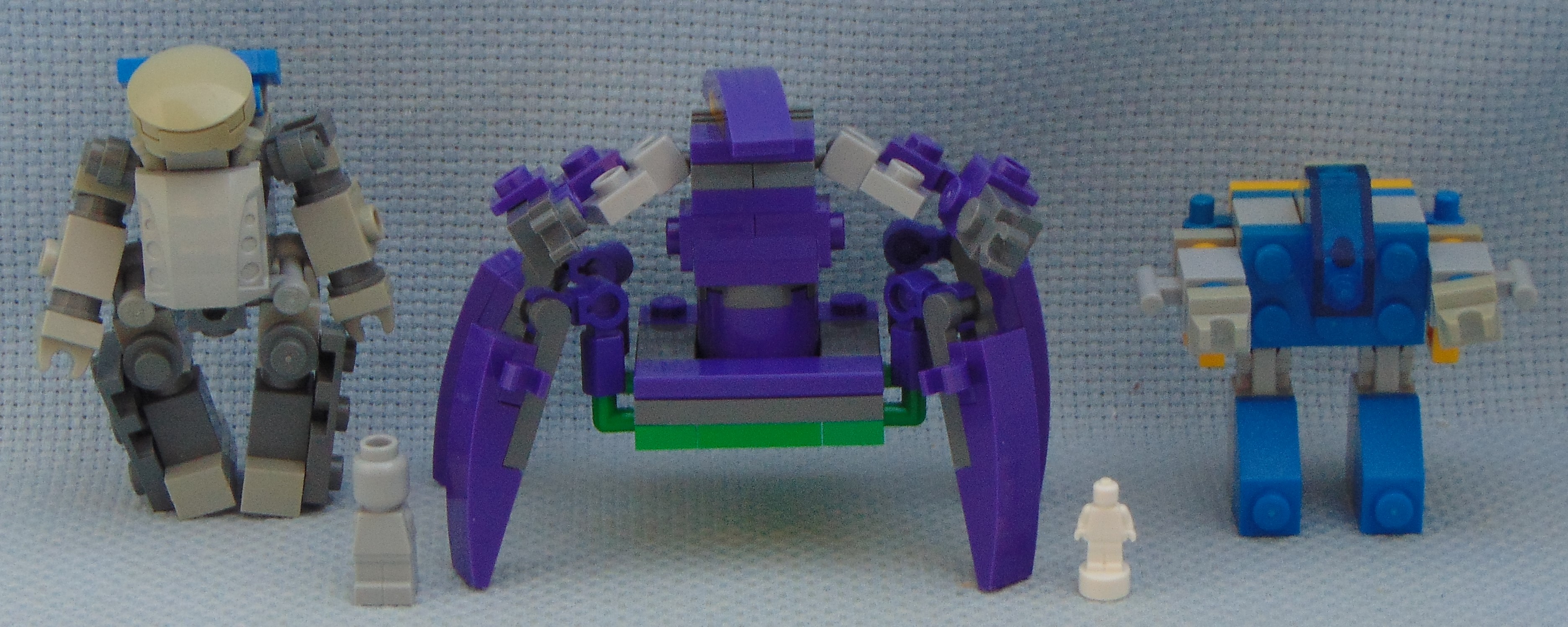 chub__microfig__generi-crab__nanofig__and_classic.jpg
