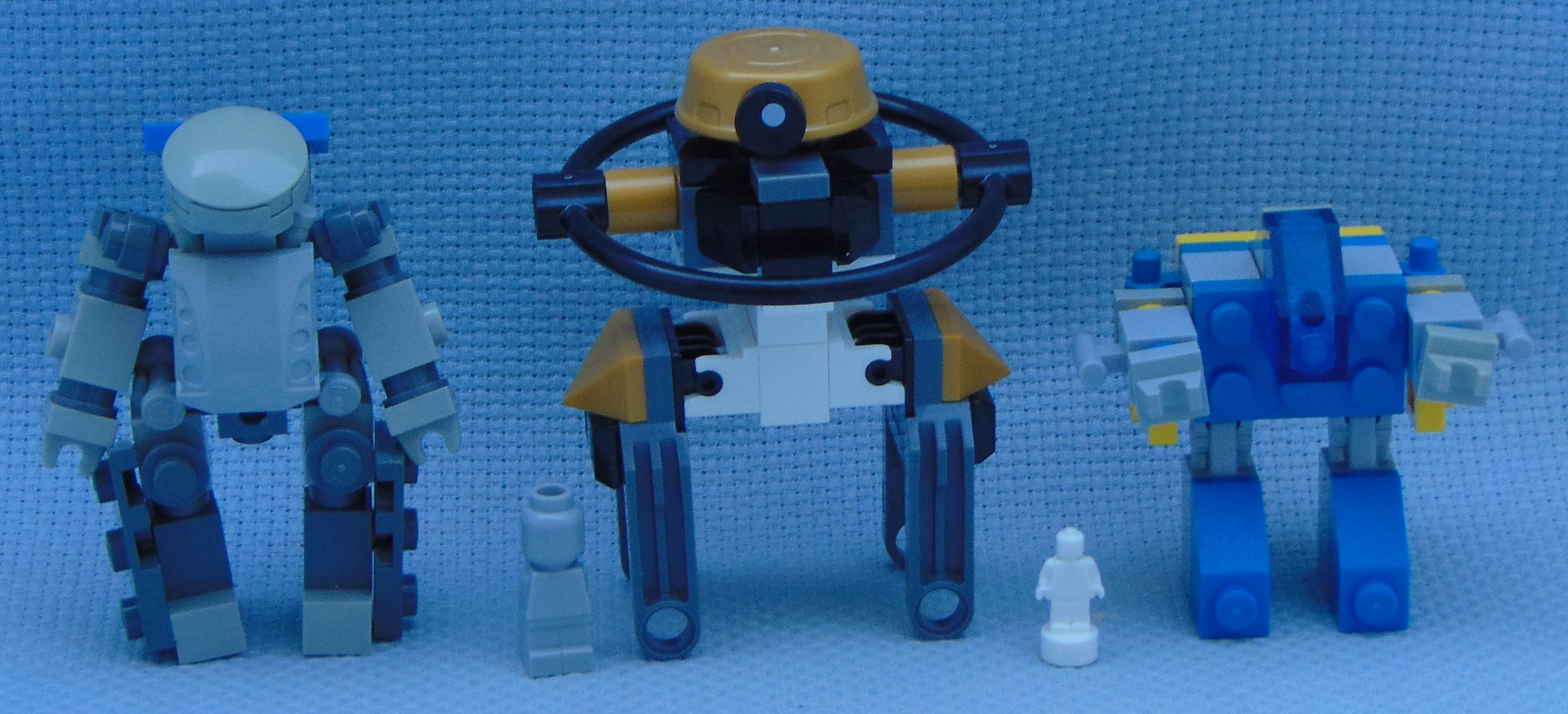chub__microfig__yuan__nanofig__and_classic.jpg