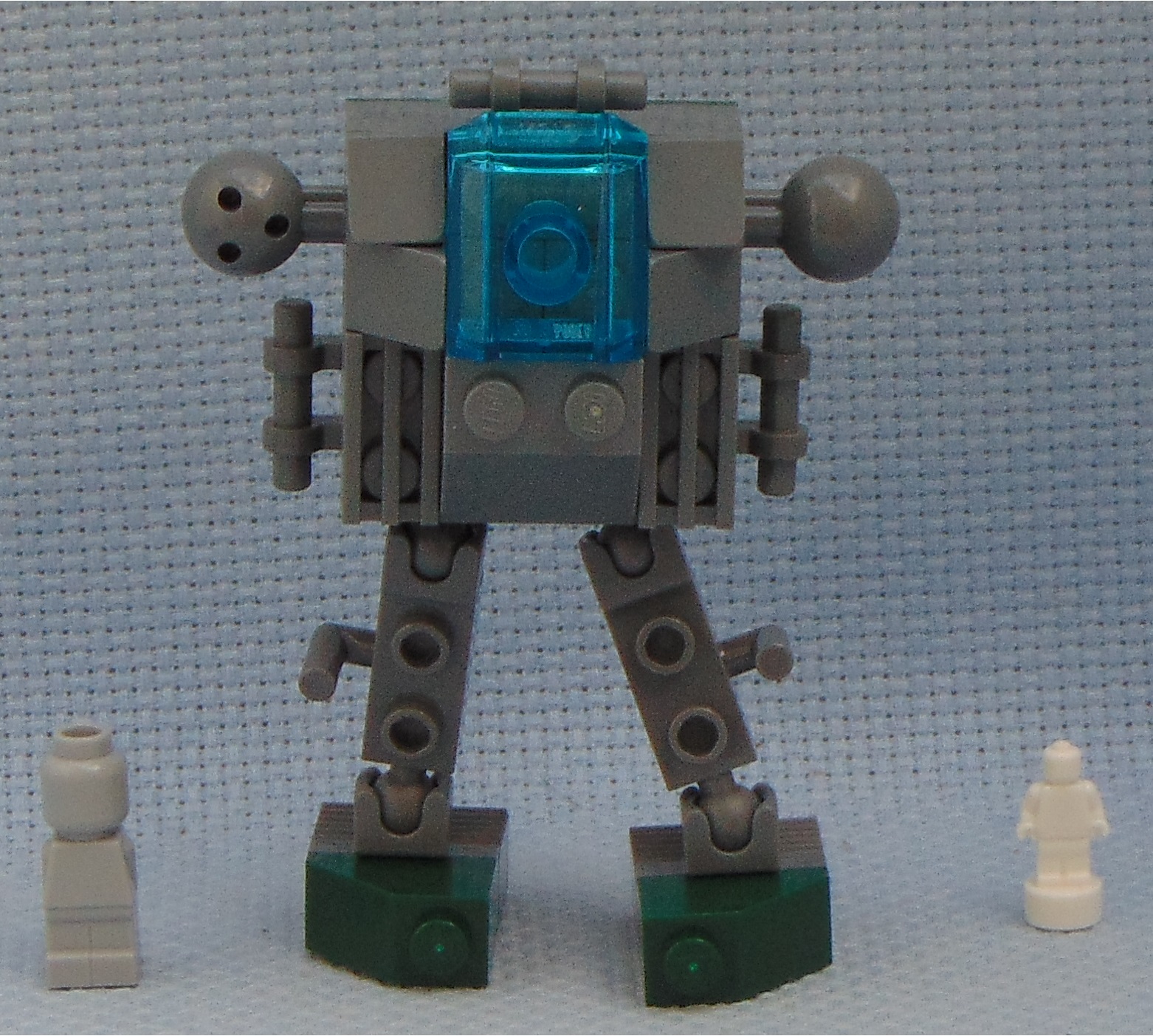 microfig__boxxer_mk.2__and_nanofig.jpg