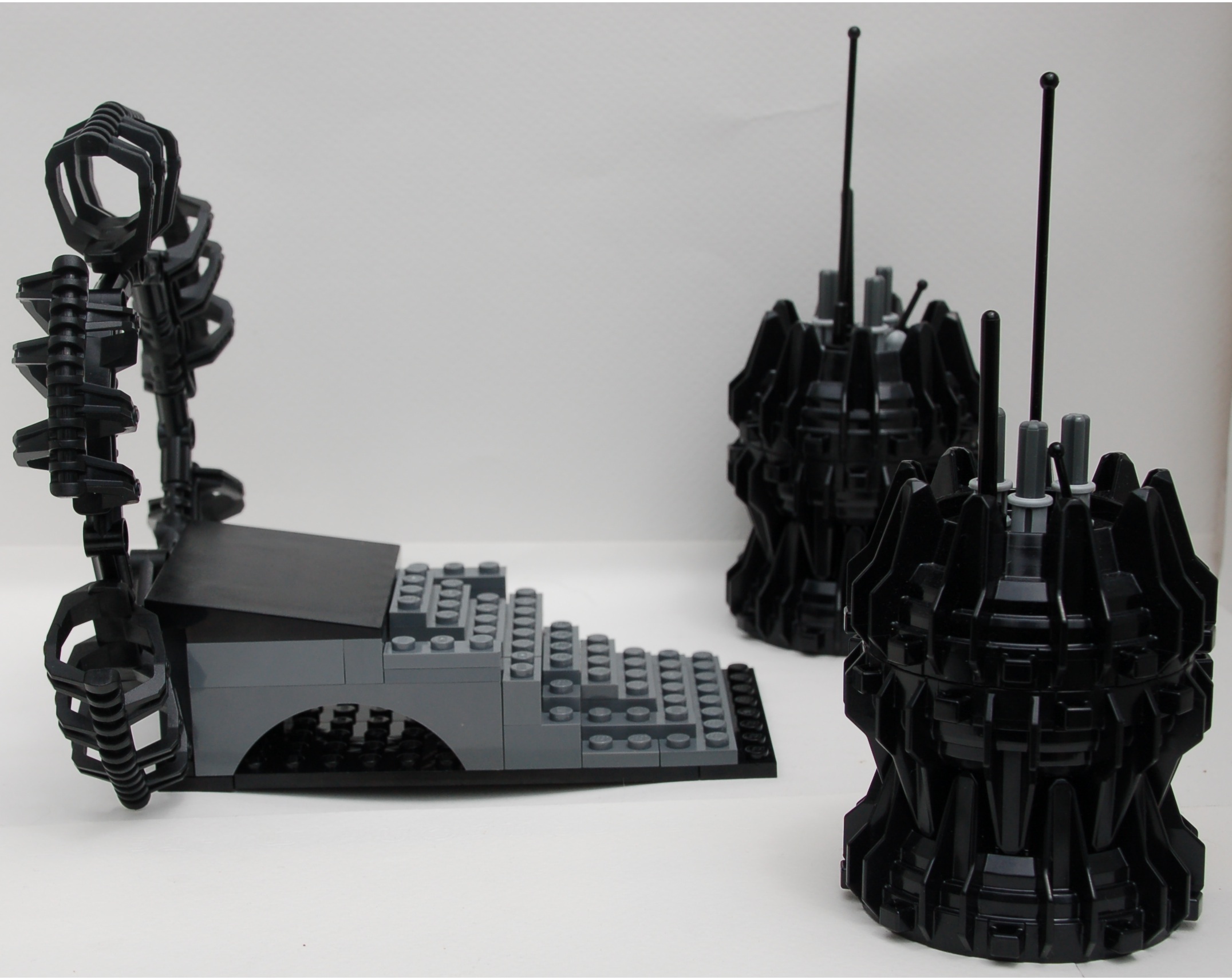 evil_stargate_ring_and_towers__side.jpg