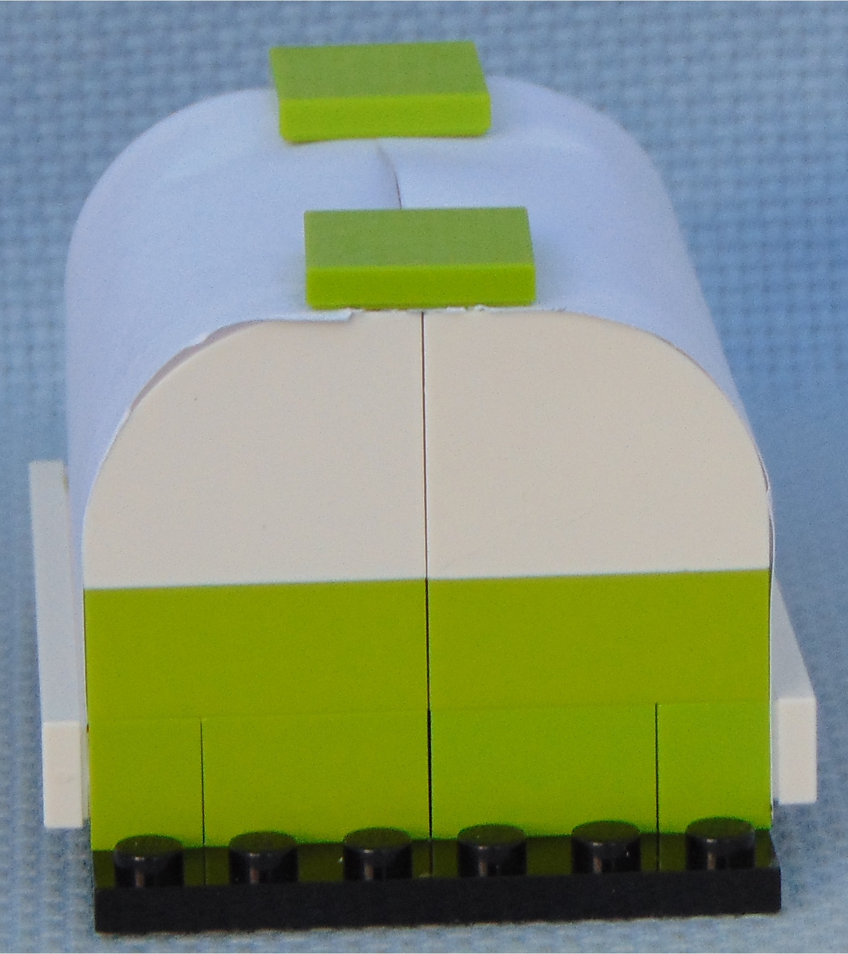 papercraft_quonset_hut_2__rear.jpg