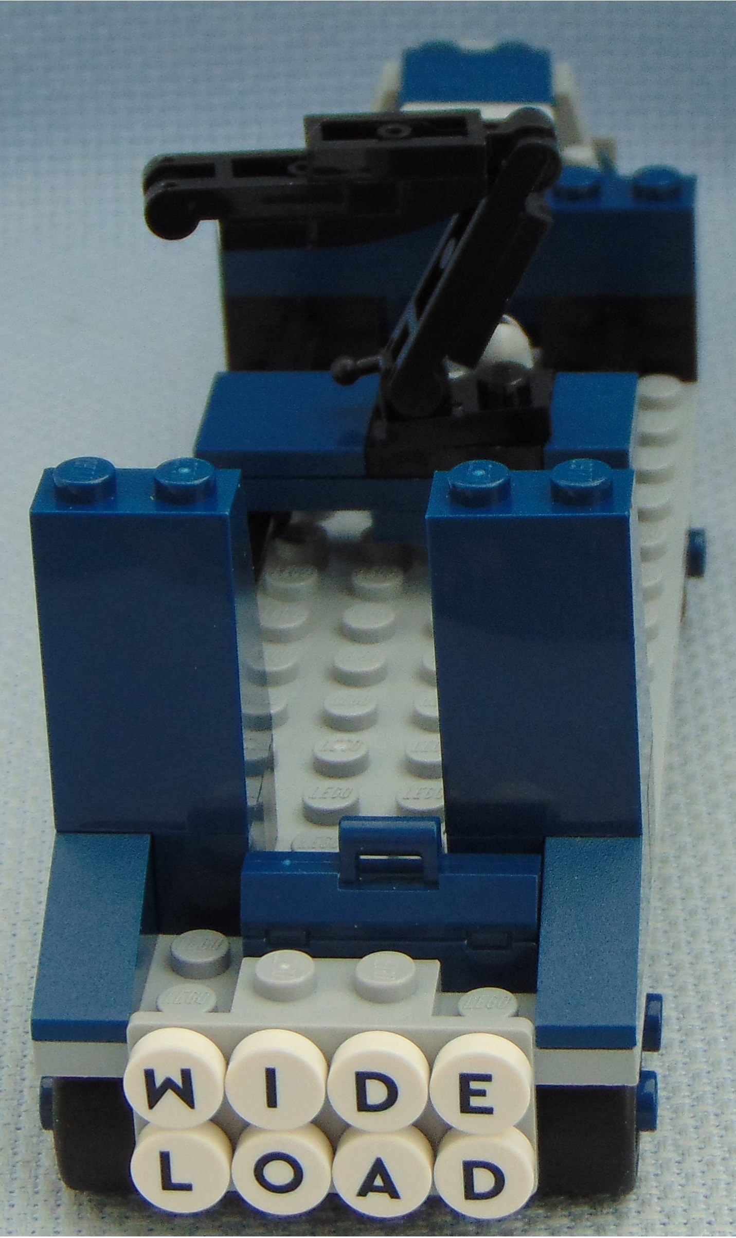 db_tractor_trailer__rear.jpg