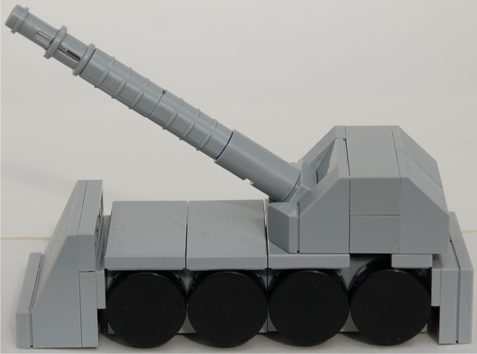 self-propelled_gun__left.jpg
