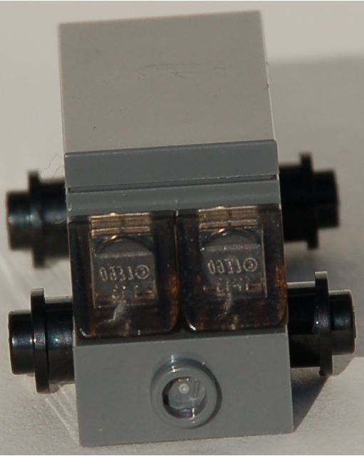 dark_blay_suv__rear.jpg