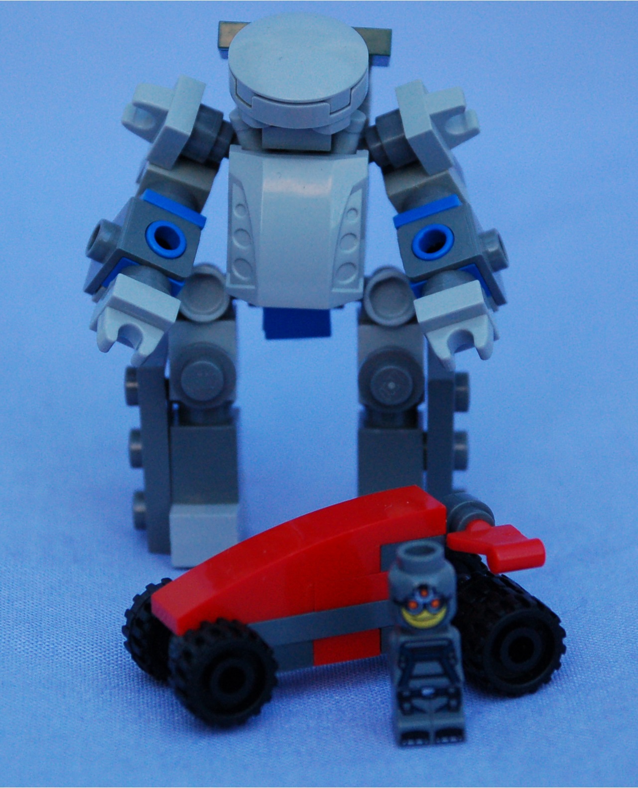 car_and_chub__front.jpg